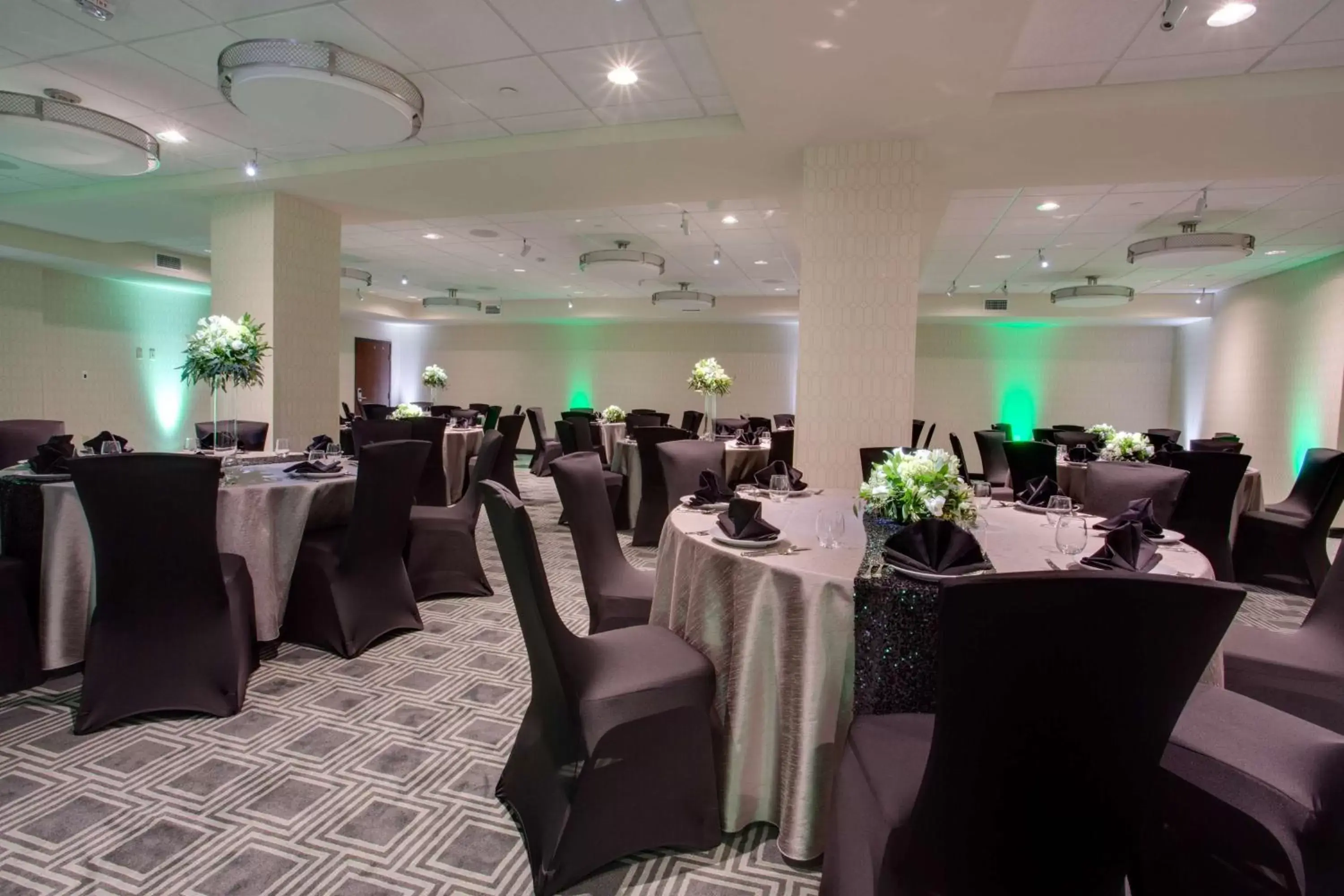 On site, Banquet Facilities in Drury Plaza Hotel Pittsburgh Downtown