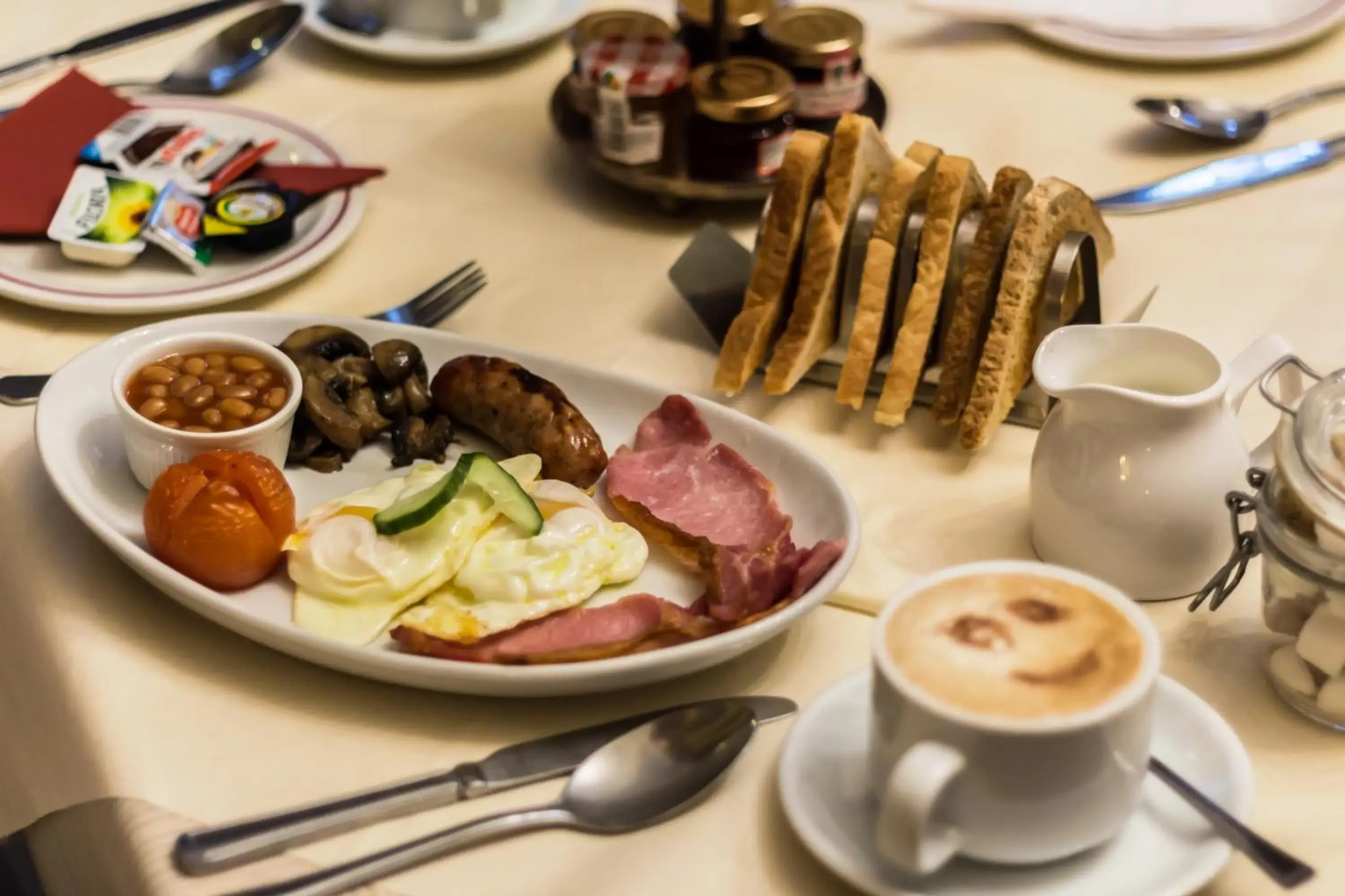 Breakfast in Arosfa Hotel London by Compass Hospitality