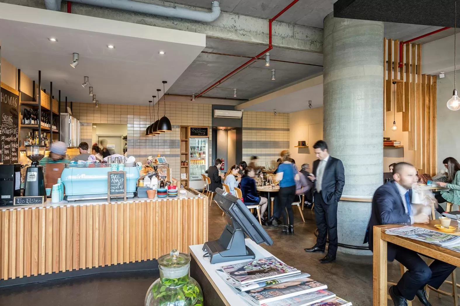 Breakfast in Oaks Melbourne on William Suites