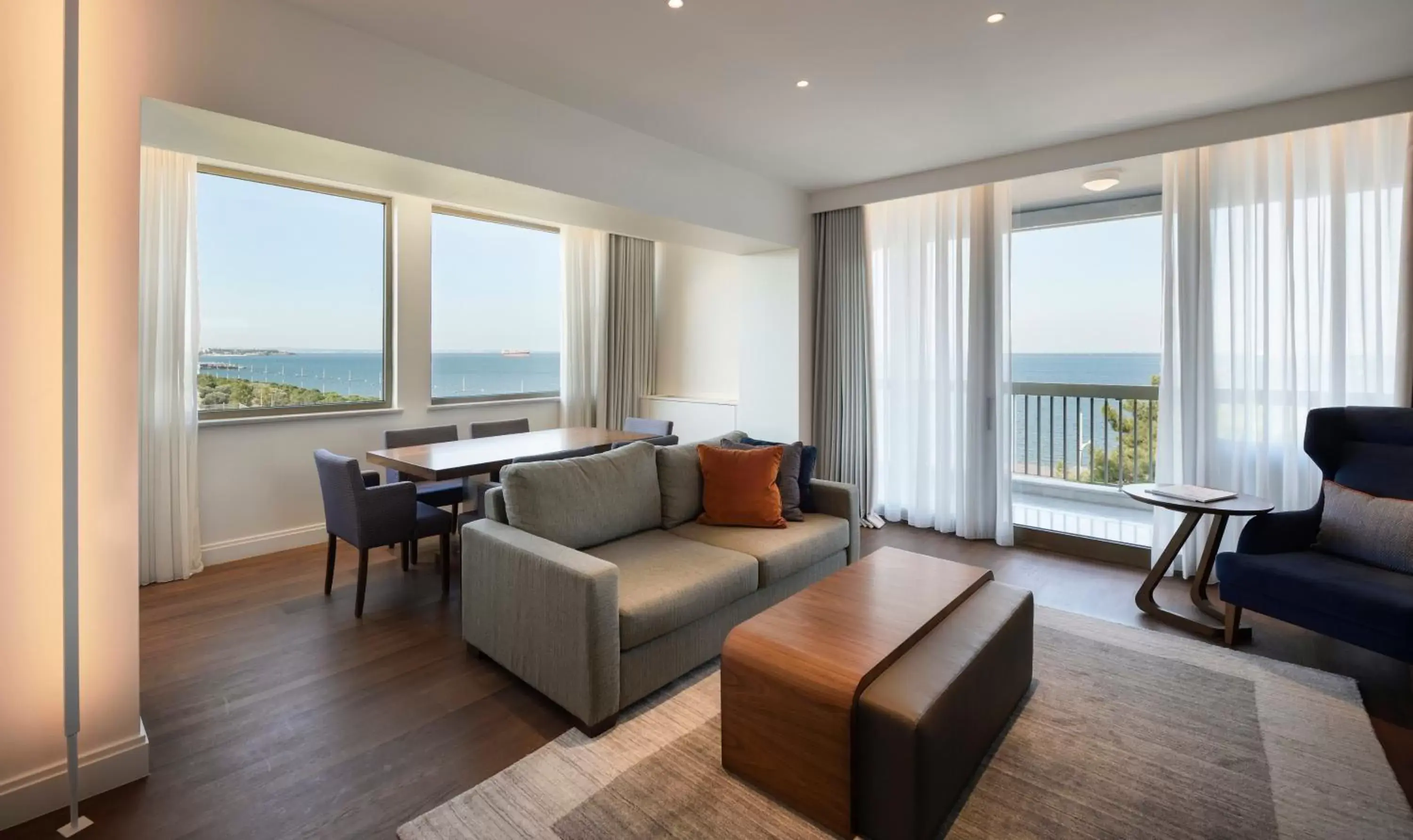 Seating Area in Makedonia Palace