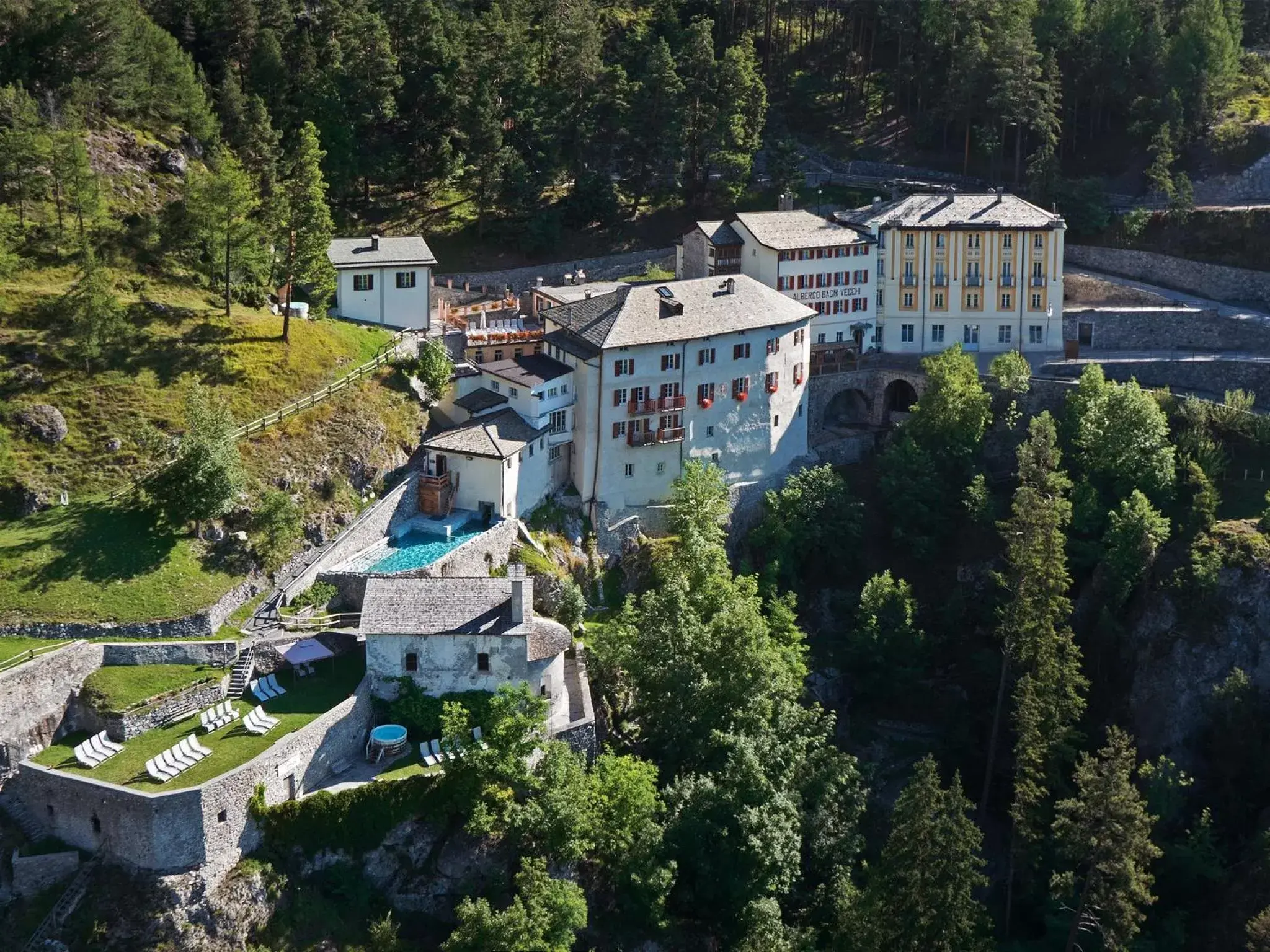 Bird's eye view, Bird's-eye View in QC Terme Hotel Bagni Vecchi