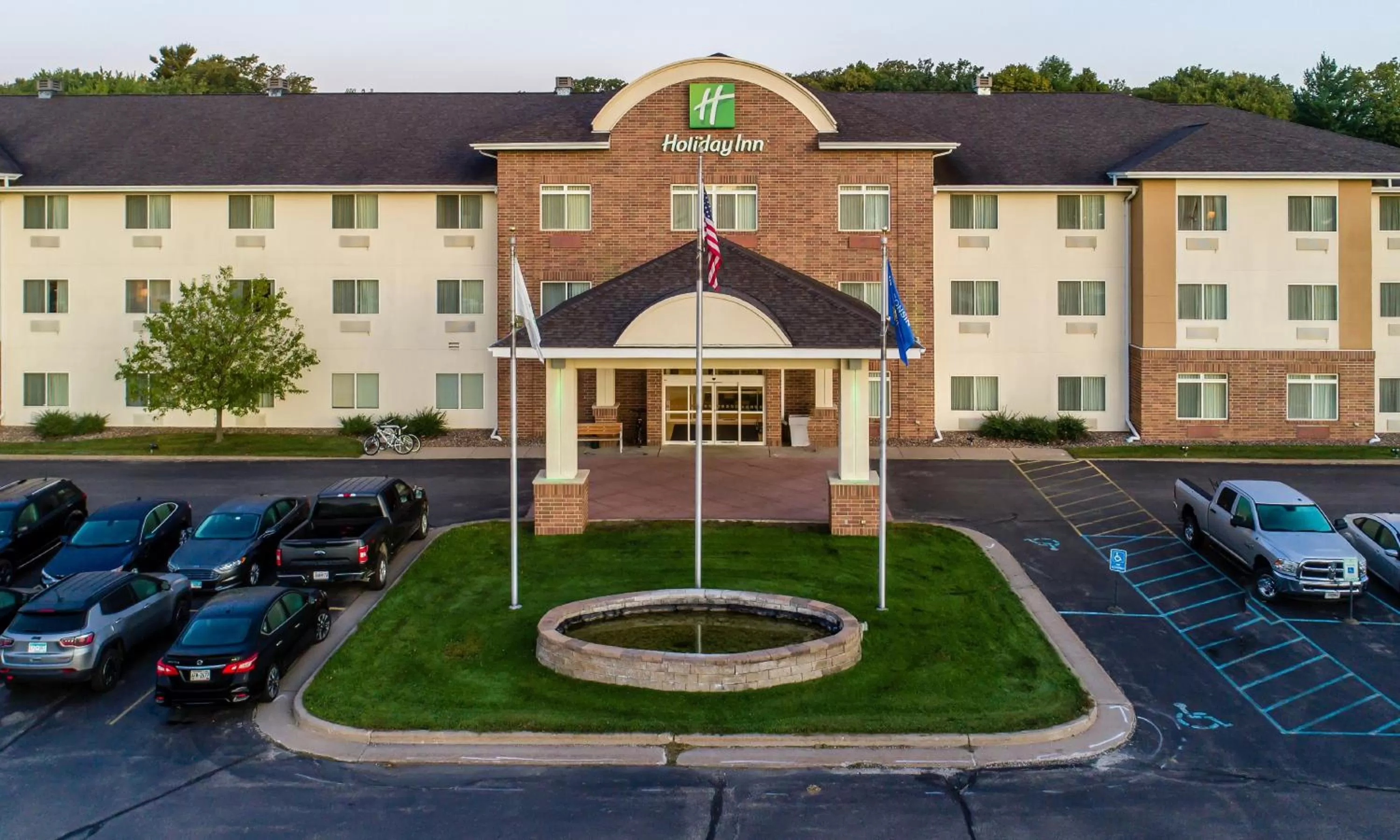 Property building in Holiday Inn Conference Center Marshfield by IHG