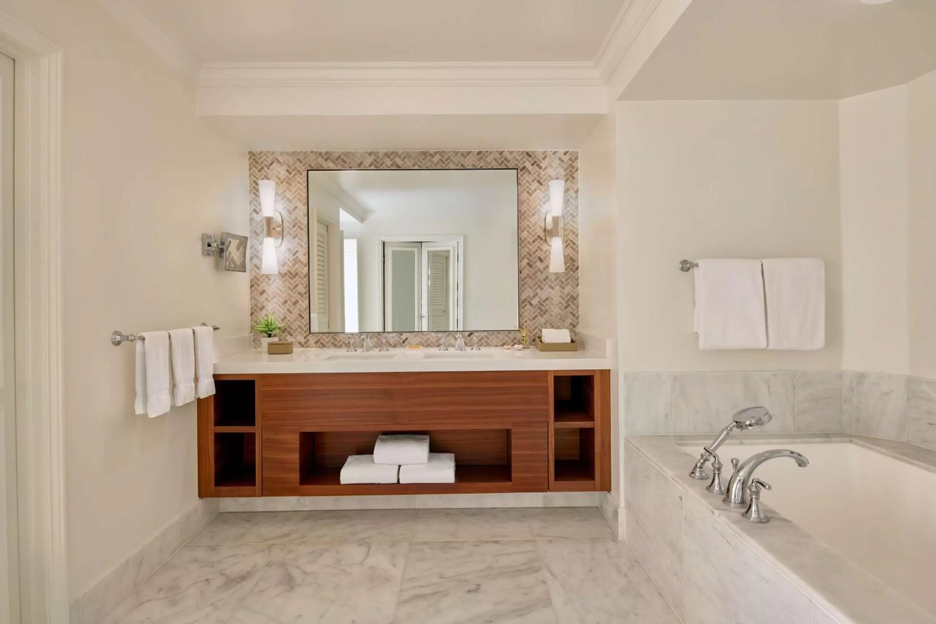 Bathroom in Grand Wailea Resort Hotel & Spa, A Waldorf Astoria Resort