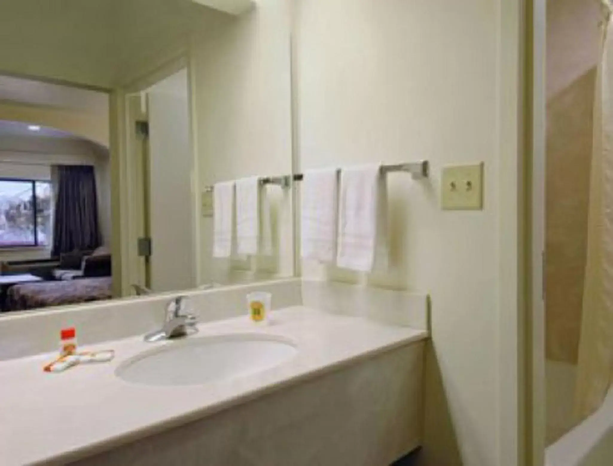 Bathroom in Super 8 by Wyndham Red Bluff