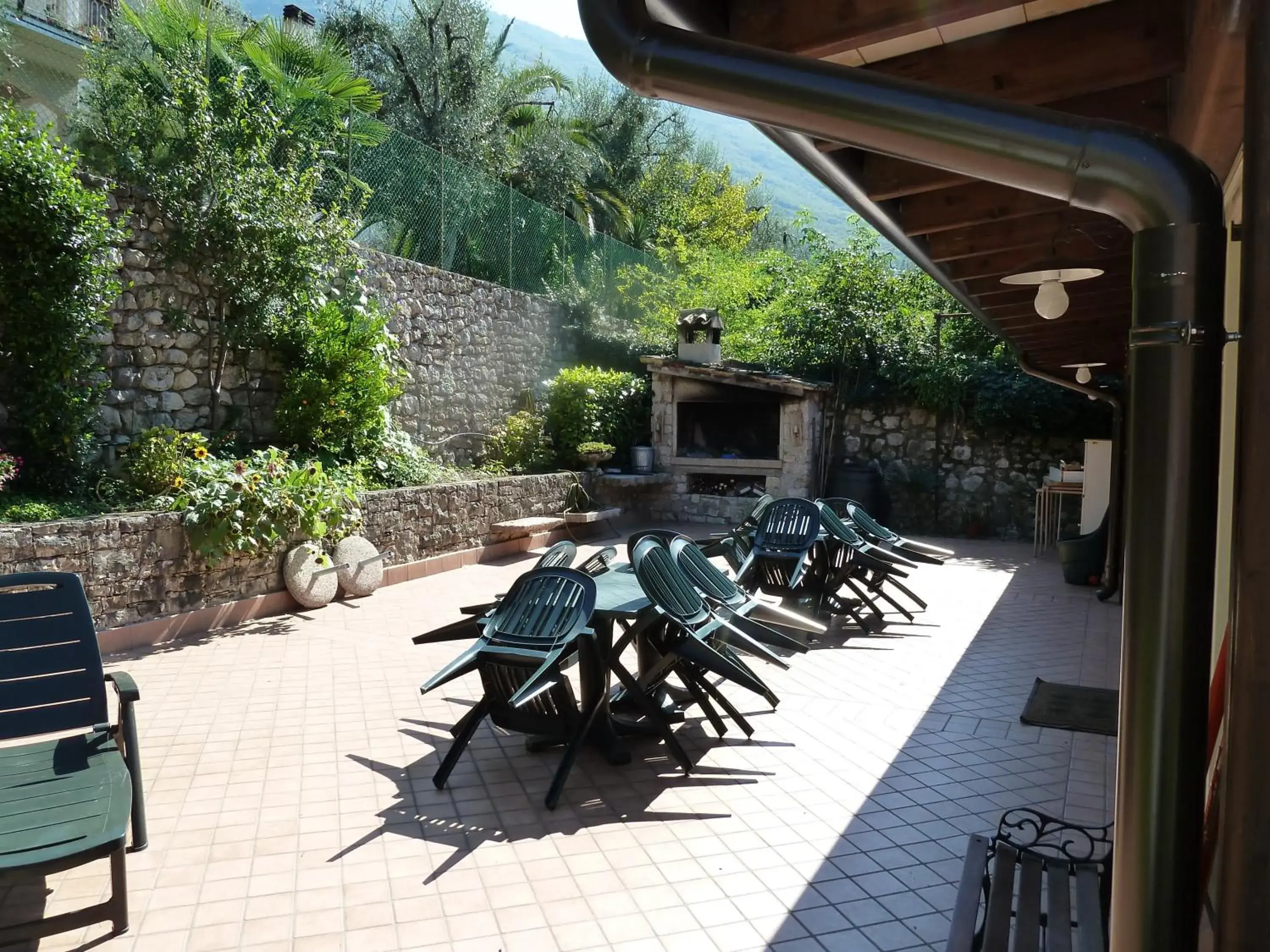 BBQ facilities in Albergo Casa Este