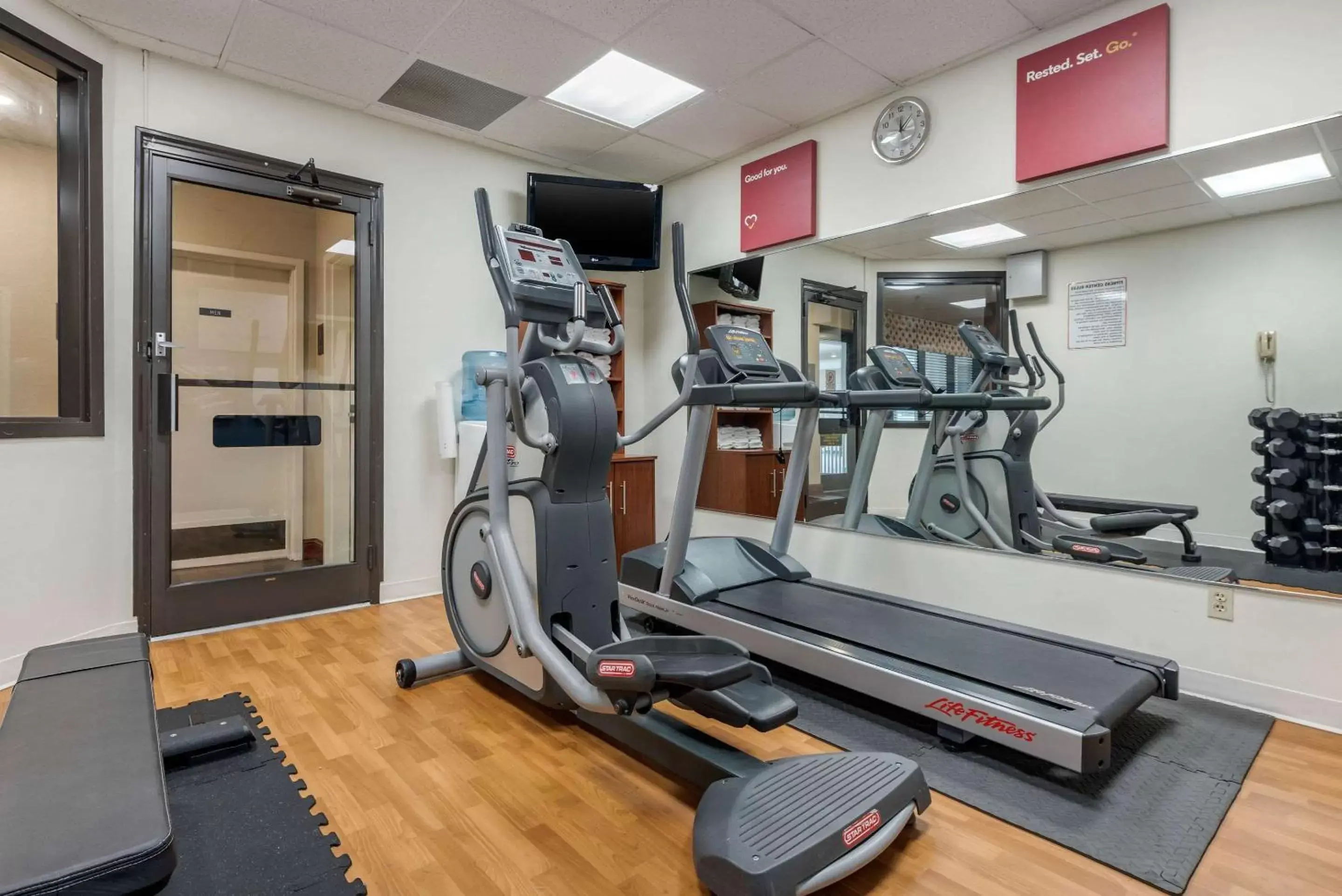 Spa and wellness centre/facilities, Fitness Center/Facilities in Comfort Suites near Route 66