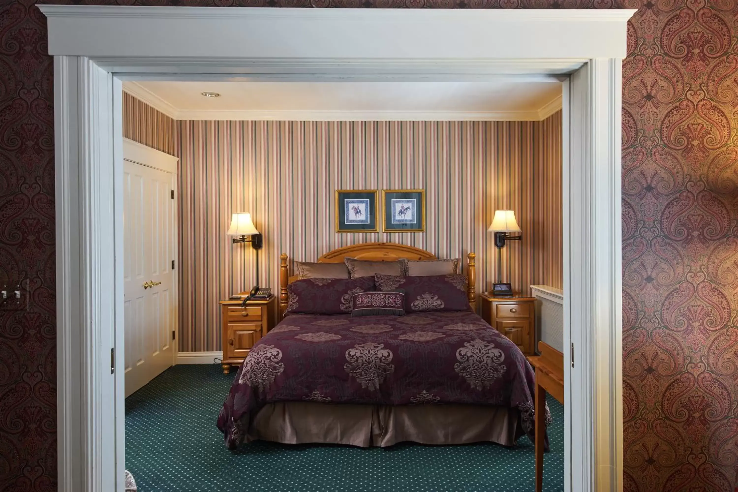 Bed in Hotel Mac
