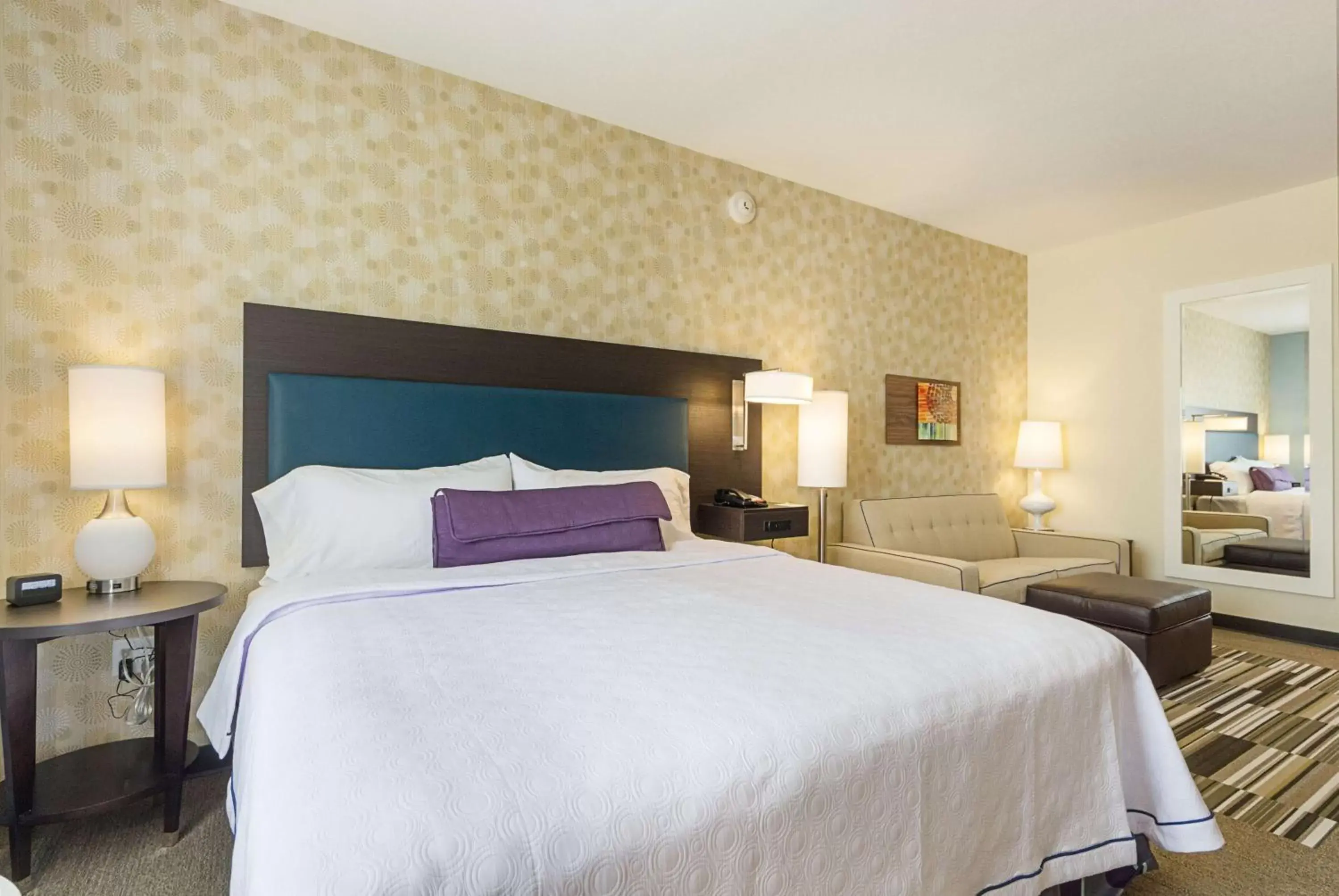 Living room, Bed in Home2 Suites By Hilton Oklahoma City Yukon Living room, Bed in Home2 Suites By Hilton Oklahoma City Yukon