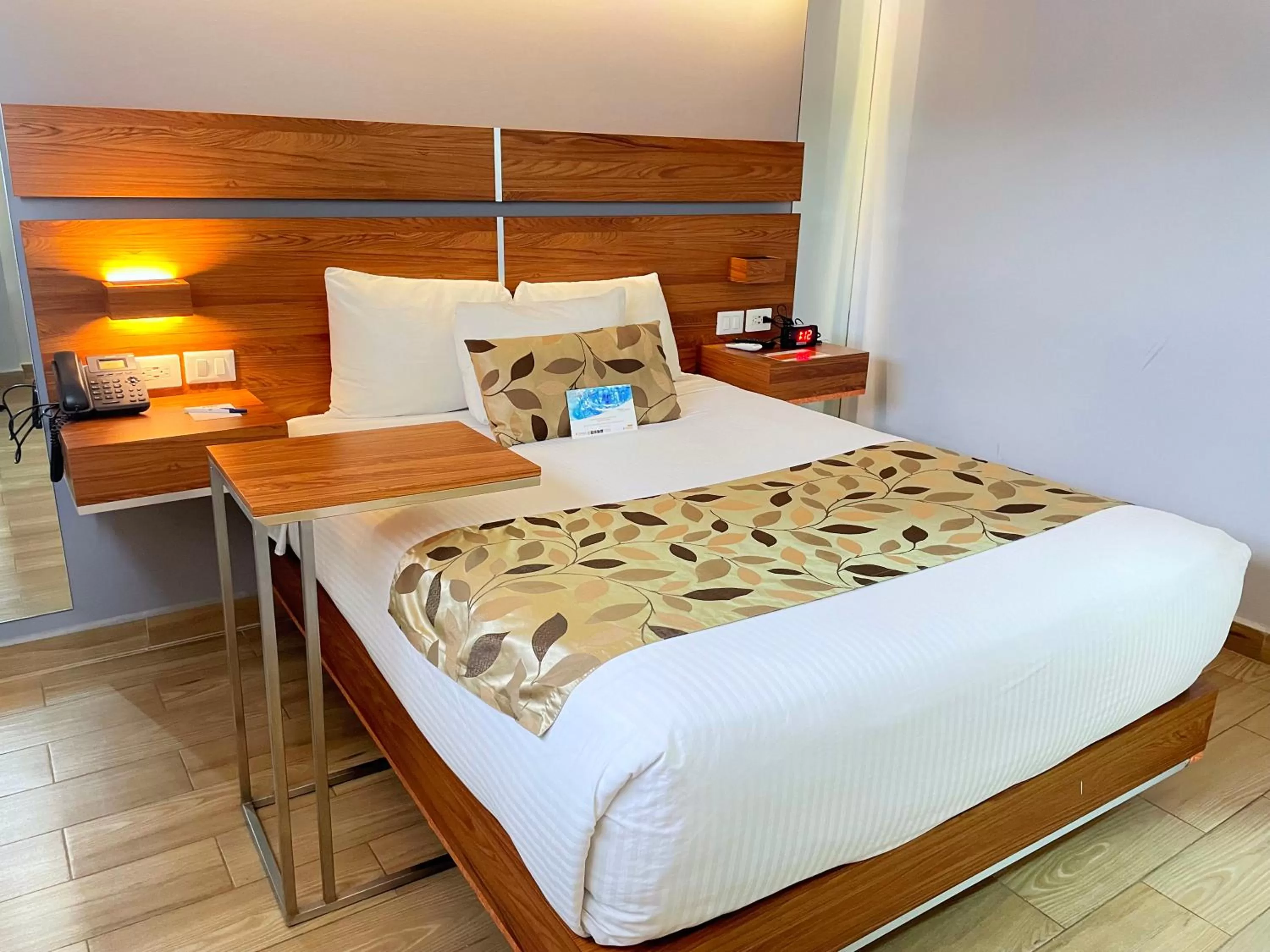 Bed in Sleep Inn Tijuana