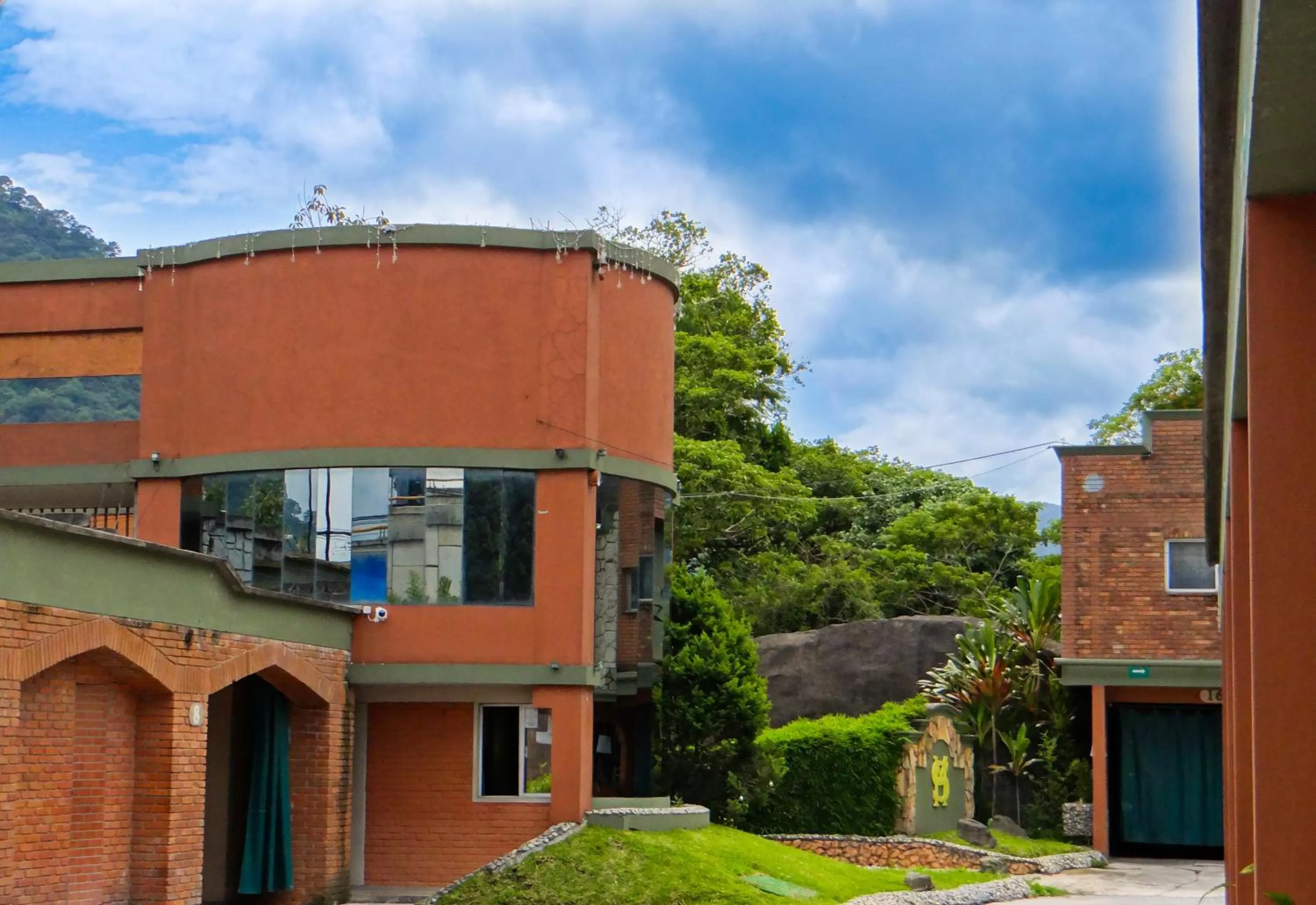 Property Building in Silmar Hotel/Motel