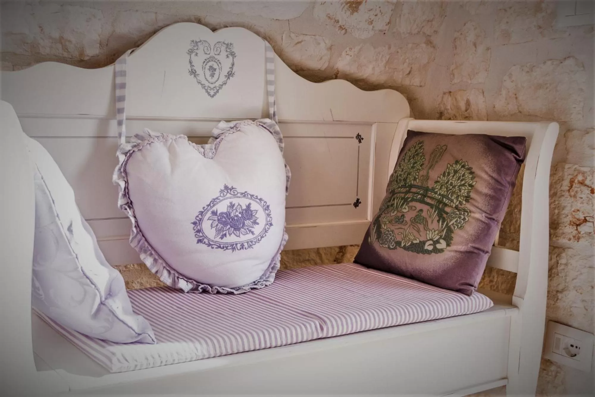 Bedroom, Bed in Trulli Donna Isabella