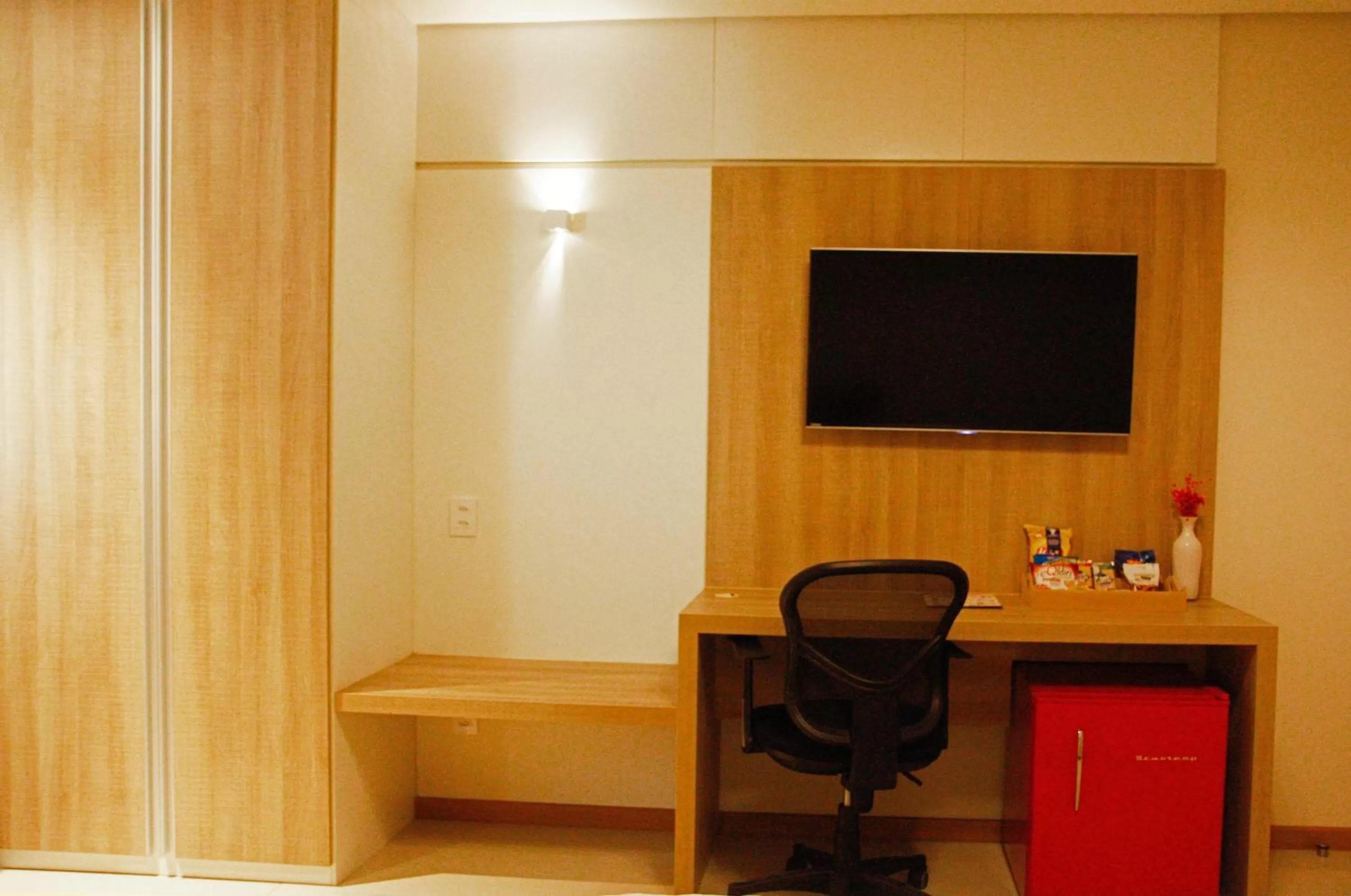 TV/Entertainment Center in Hotel do Sertão