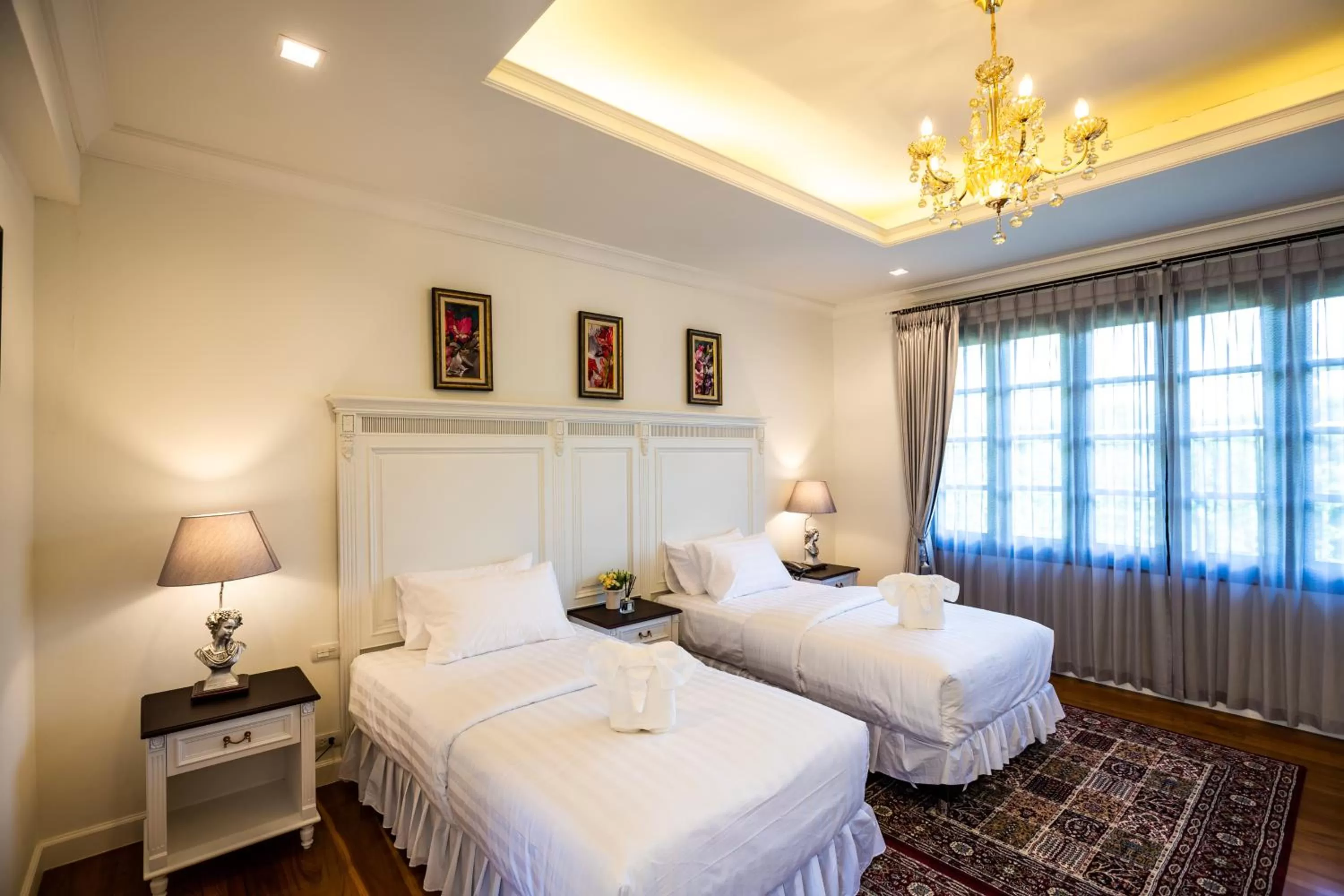 Bed in Merchant Villa- SHA Extra Plus