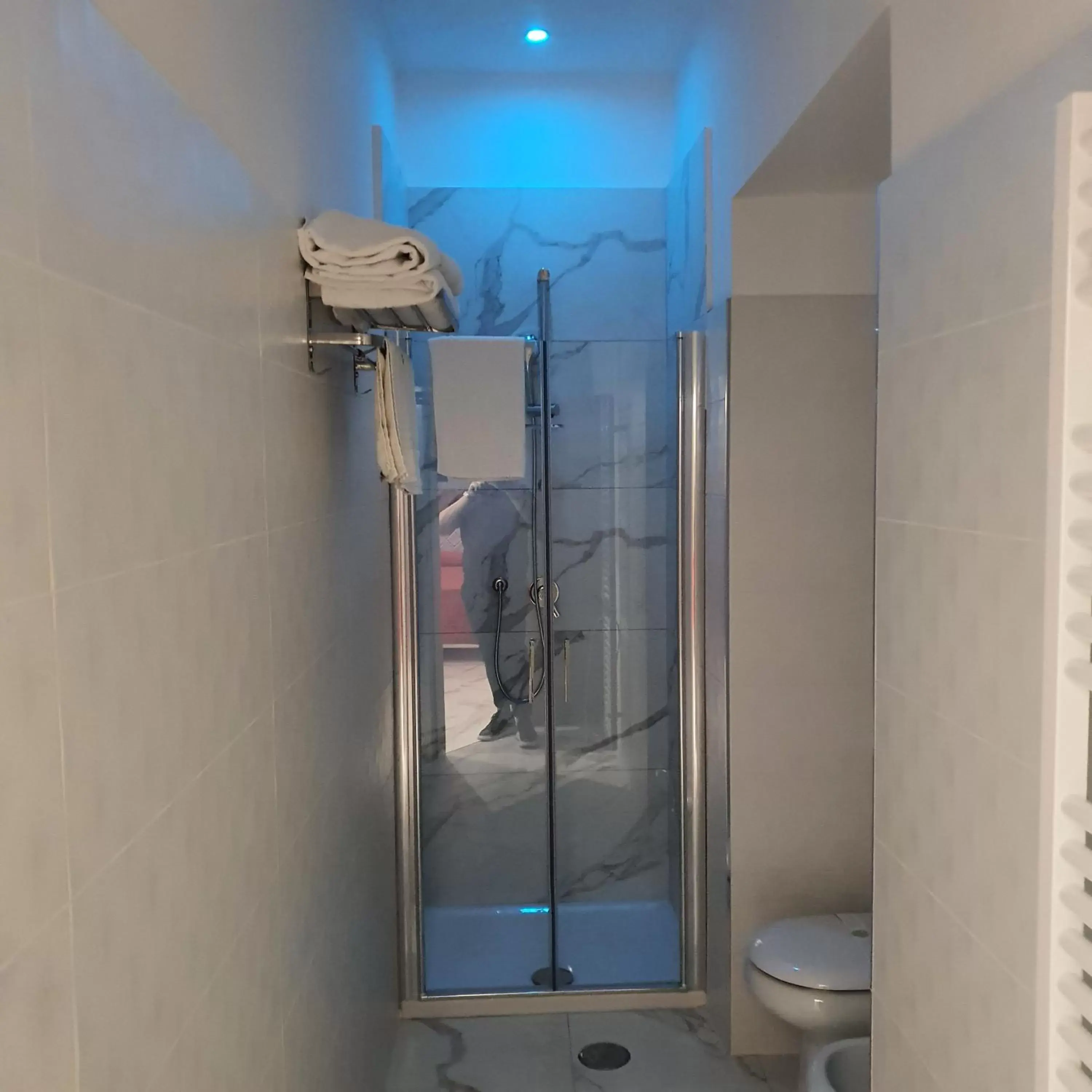 Bathroom in luxury 2.0