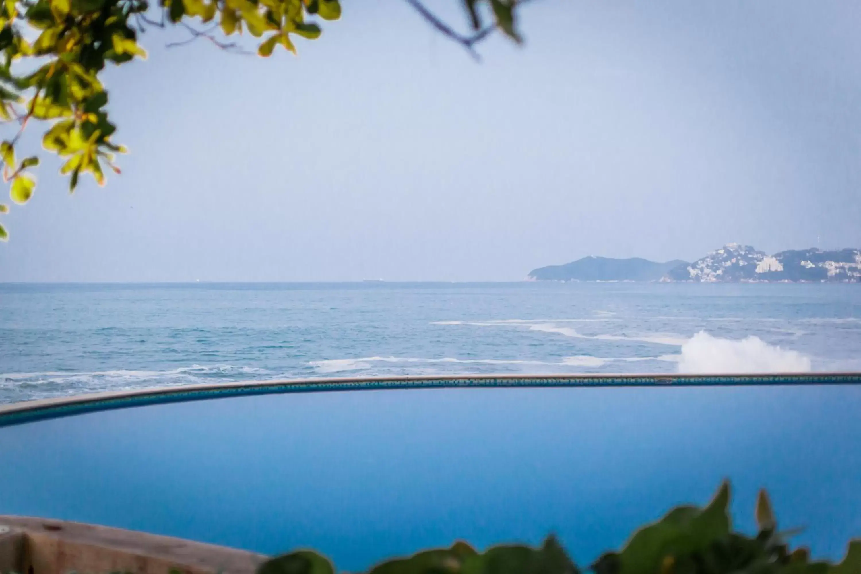 Swimming Pool in Holiday Inn Resort Acapulco, an IHG Hotel