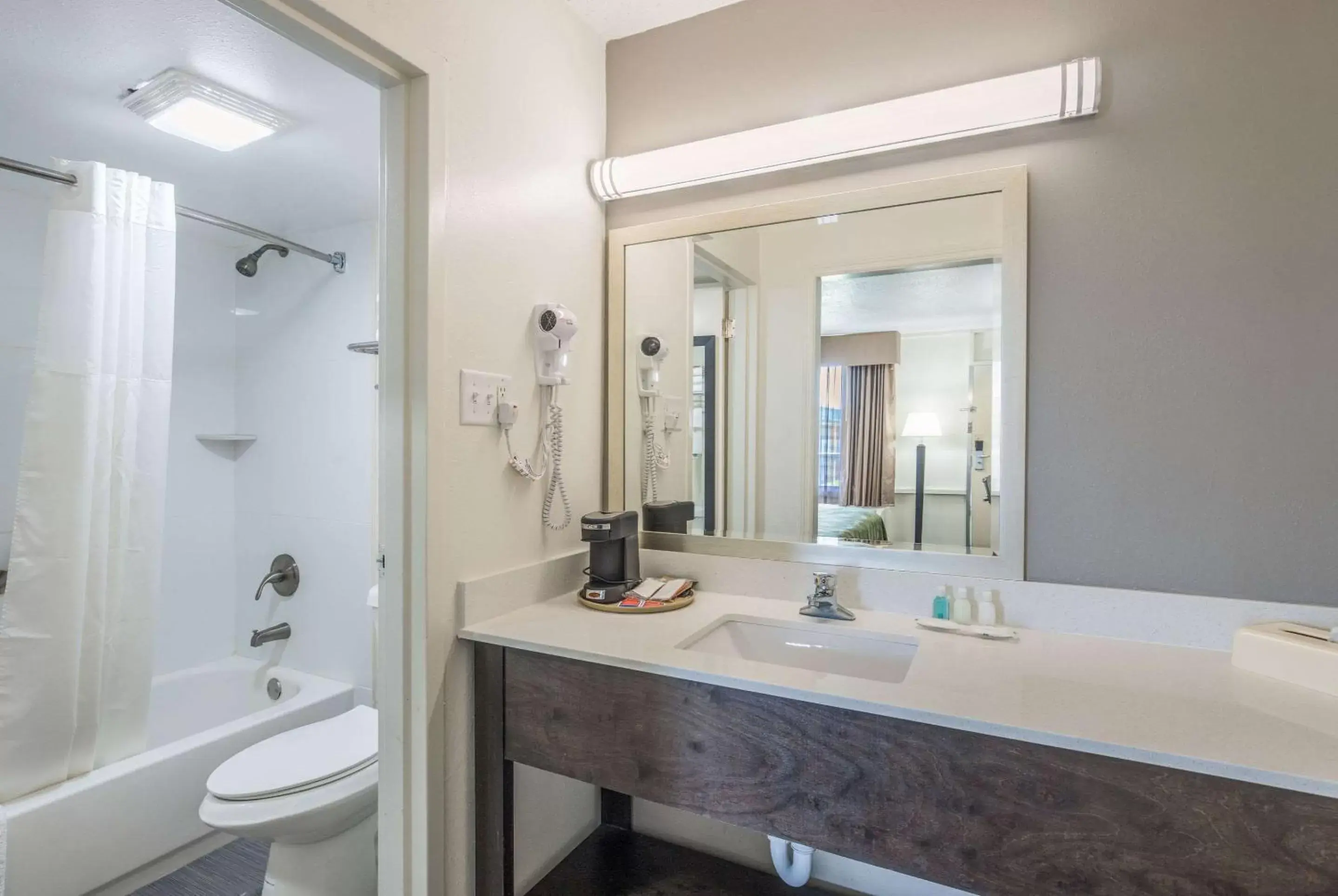 Bathroom in Quality Inn & Suites Conference Center Thomasville