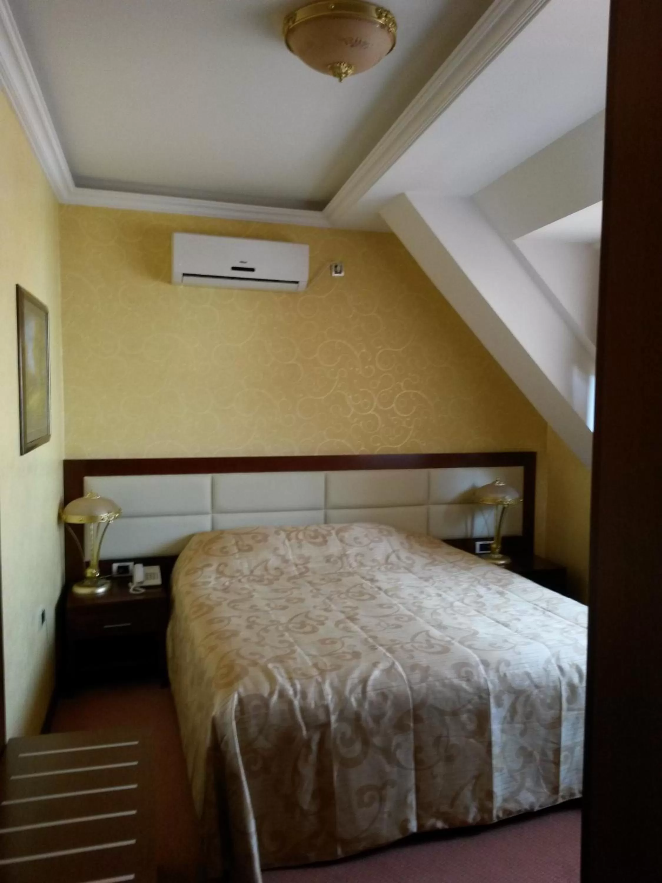 Comfort Double or Twin Room in Hotel Sucevic Garni