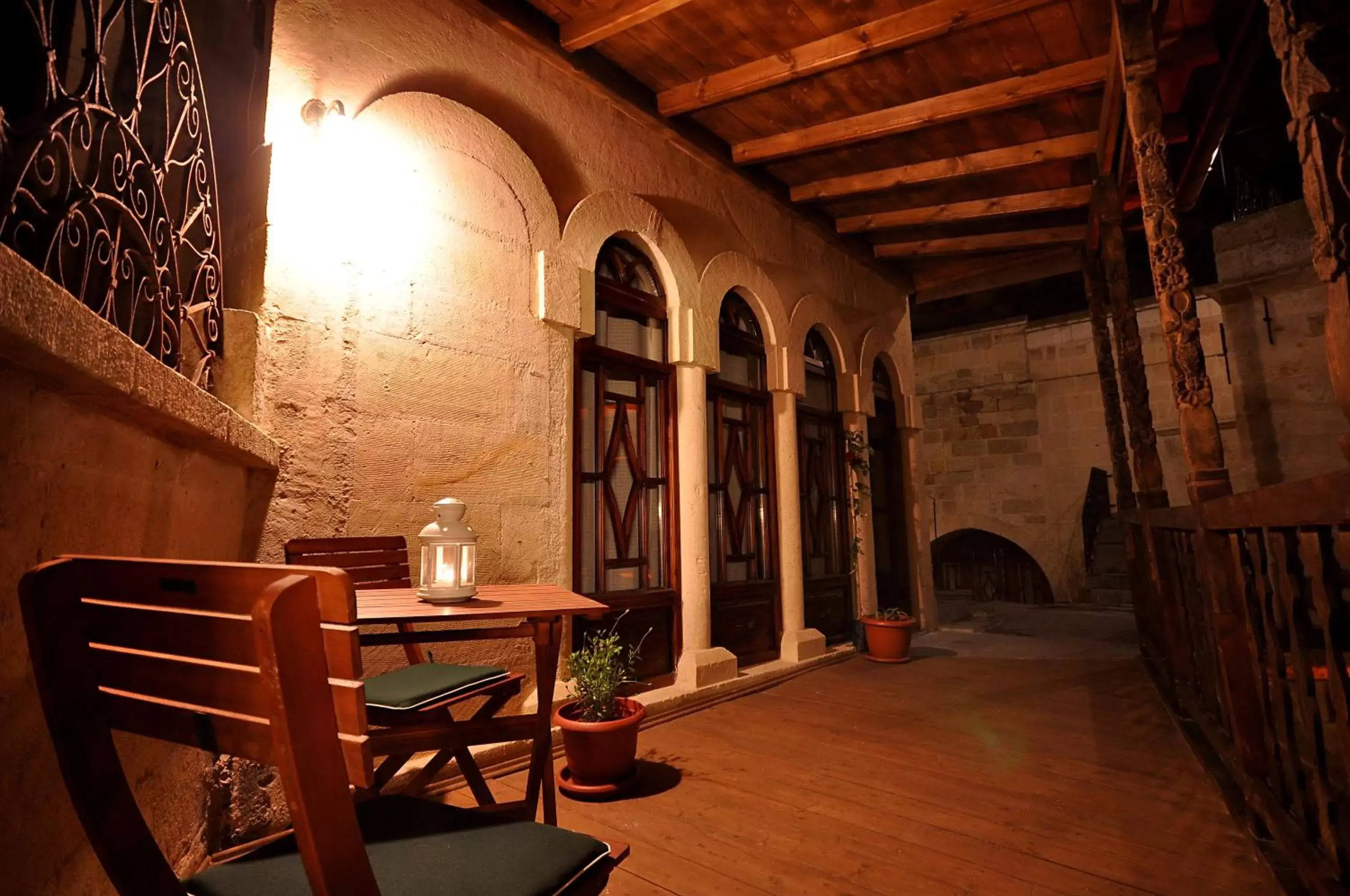 Balcony/Terrace, Dining Area in Has Cave Konak