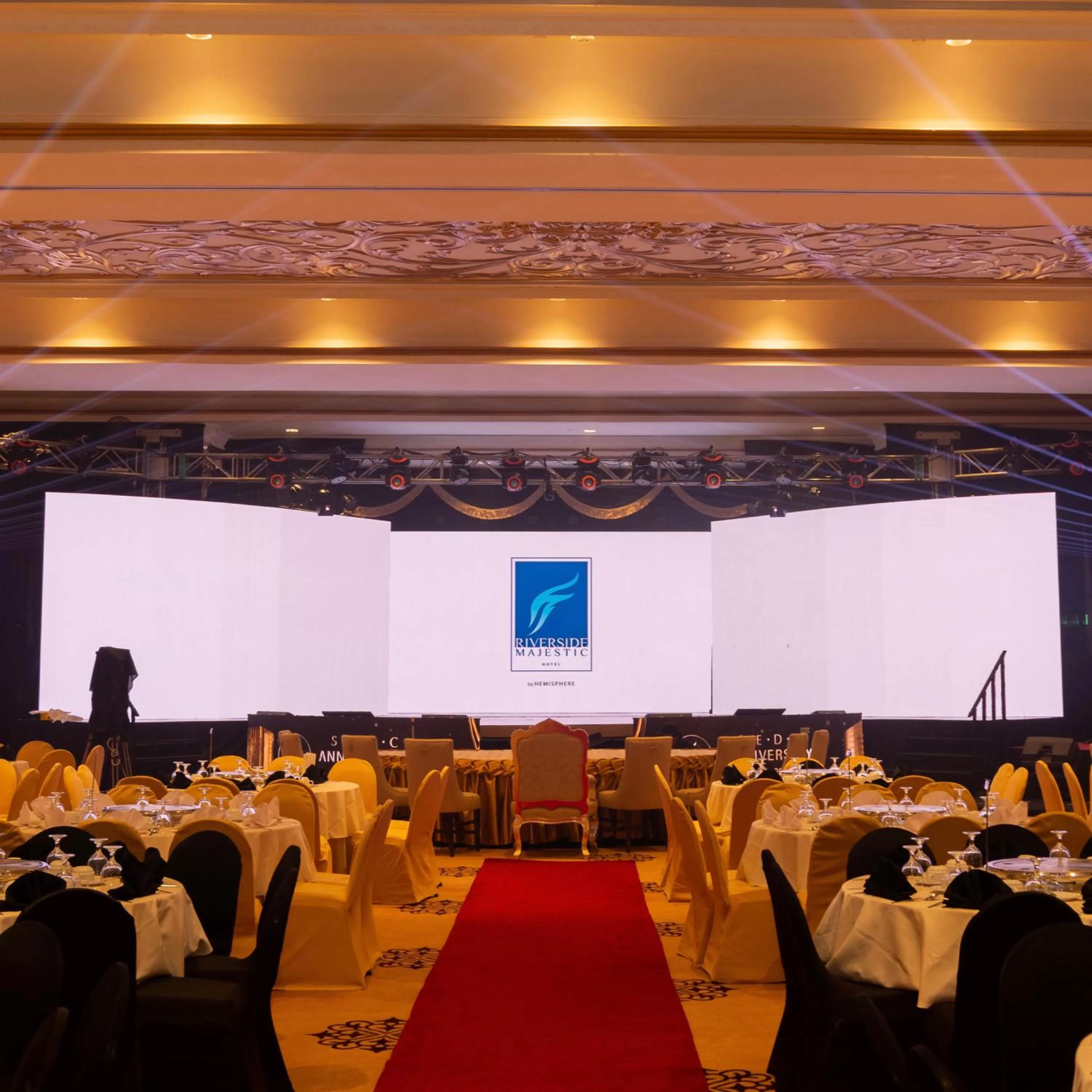 Puteri Wing - Riverside Majestic Hotel