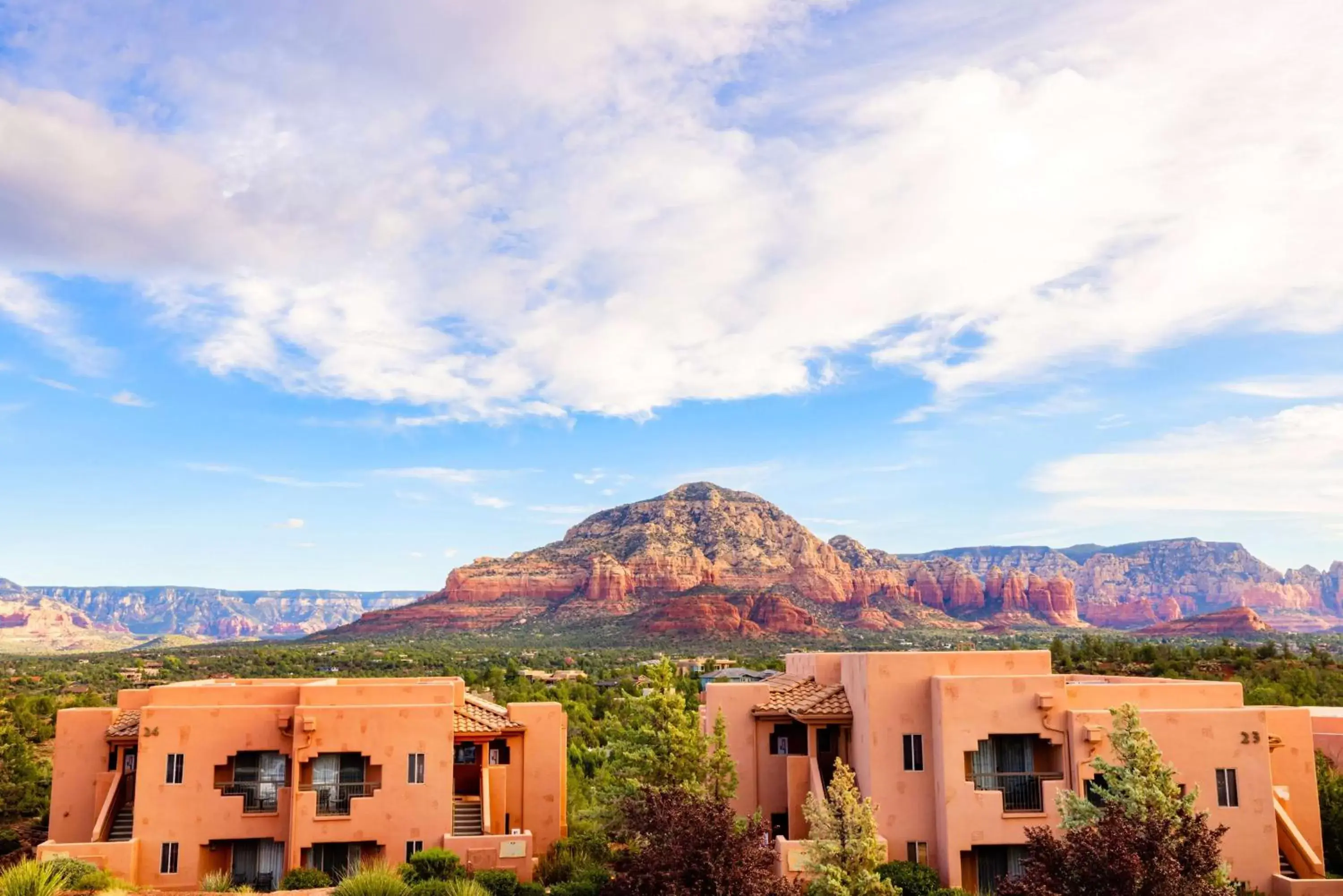 Property building, Mountain View in Hilton Vacation Club Sedona Summit