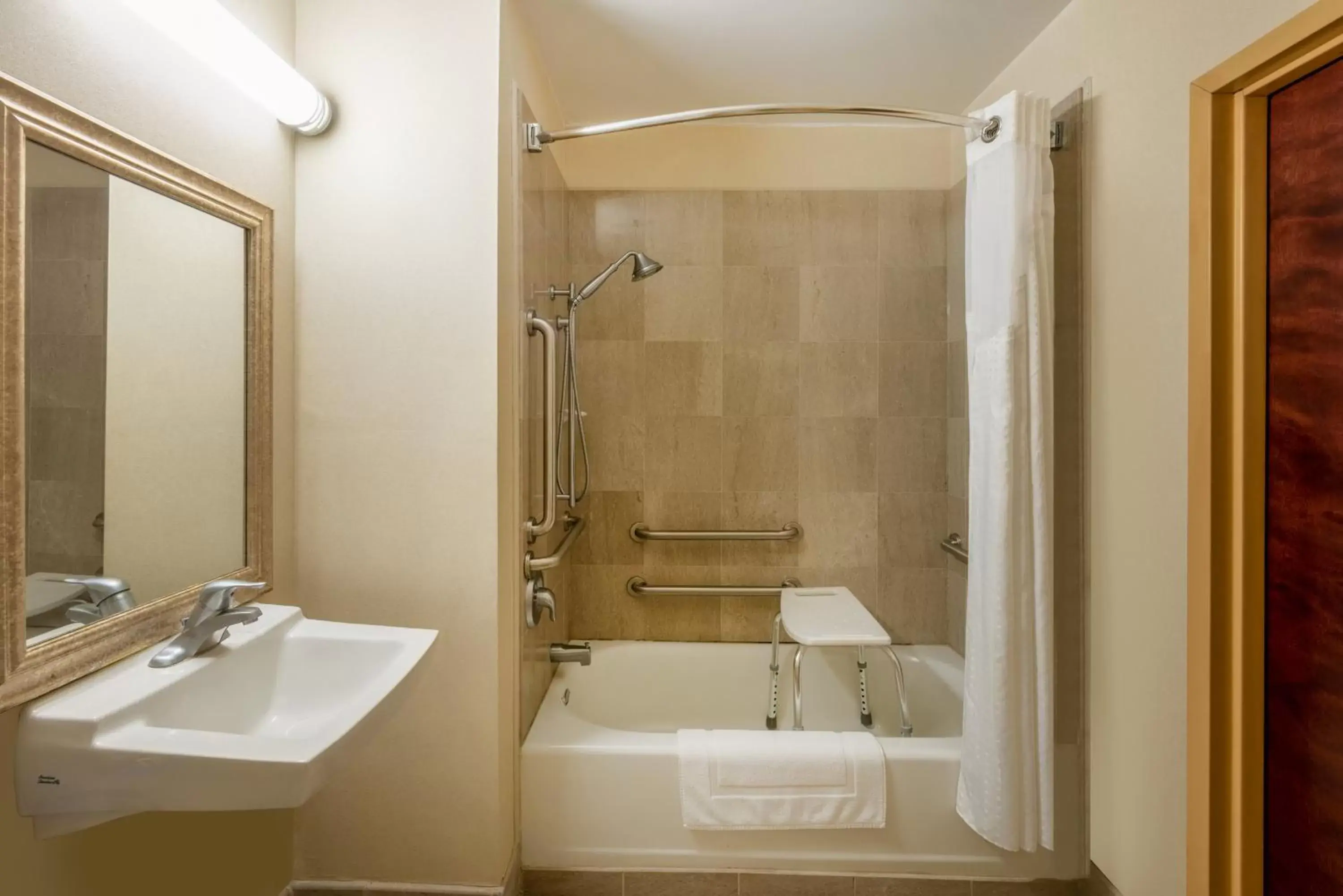 Photo of the whole room, Bathroom in Holiday Inn Express Hotel & Suites Erie - North East, an IHG Hotel