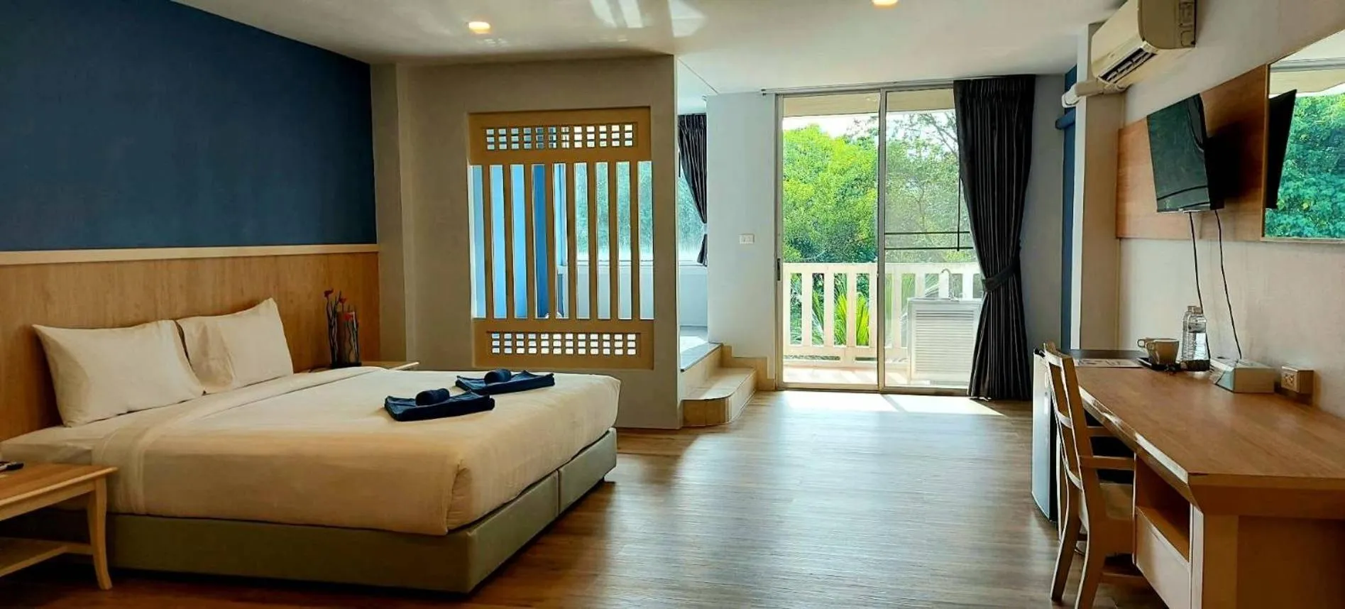 TV and multimedia, Bed in Karon Living Room - SHA Plus