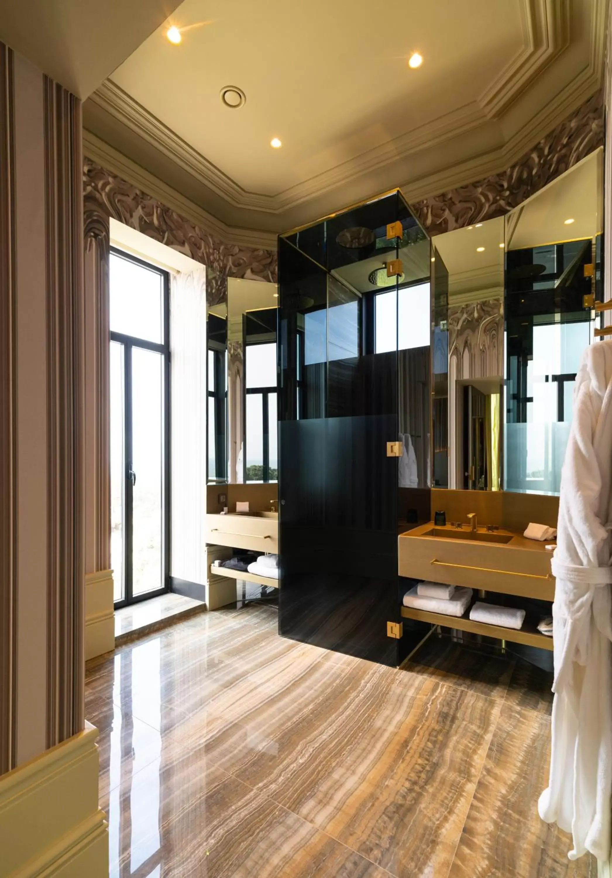 Bathroom, TV/Entertainment Center in Vila Foz Hotel & SPA - member of Design Hotels