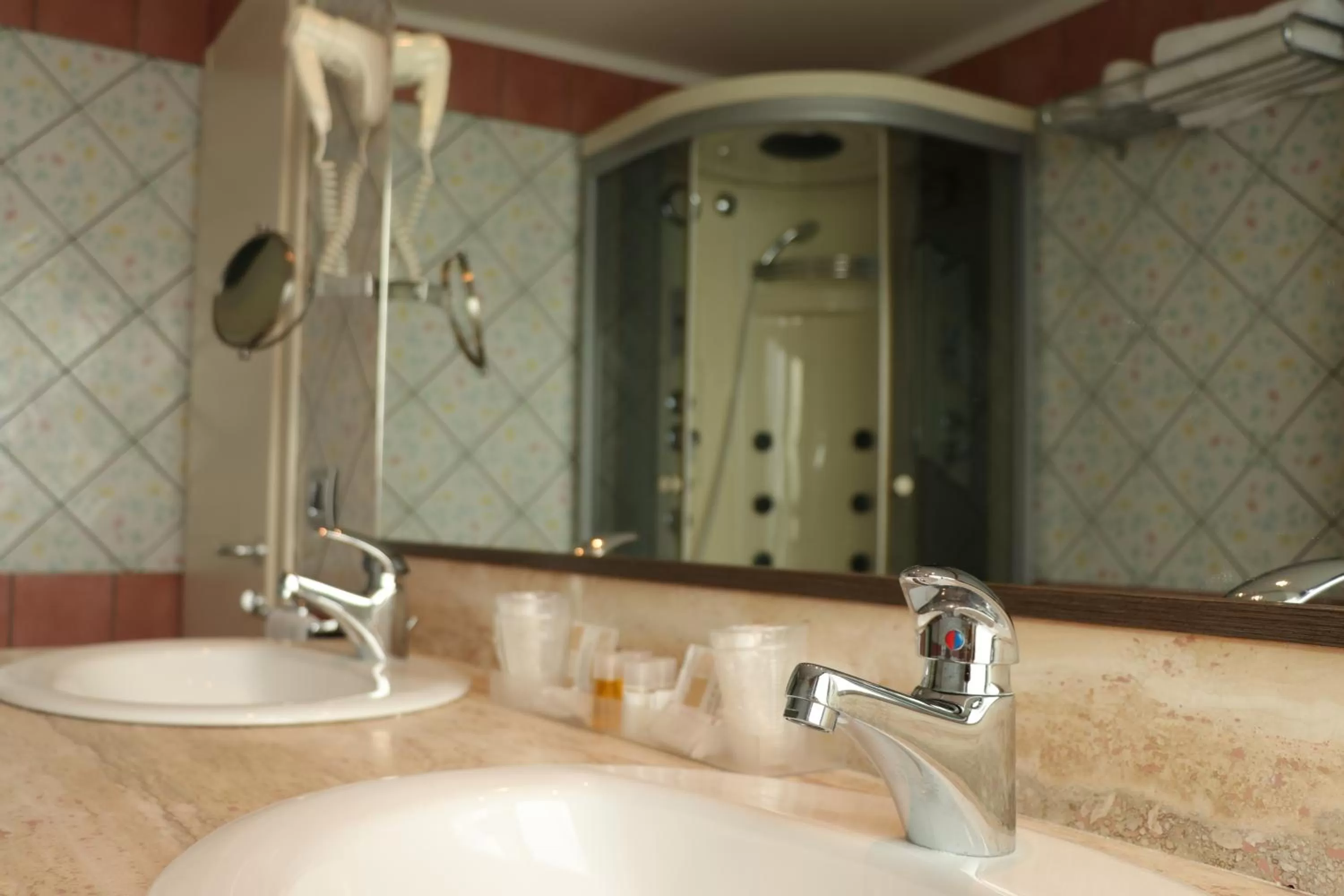 Bathroom in Hotel Ancora