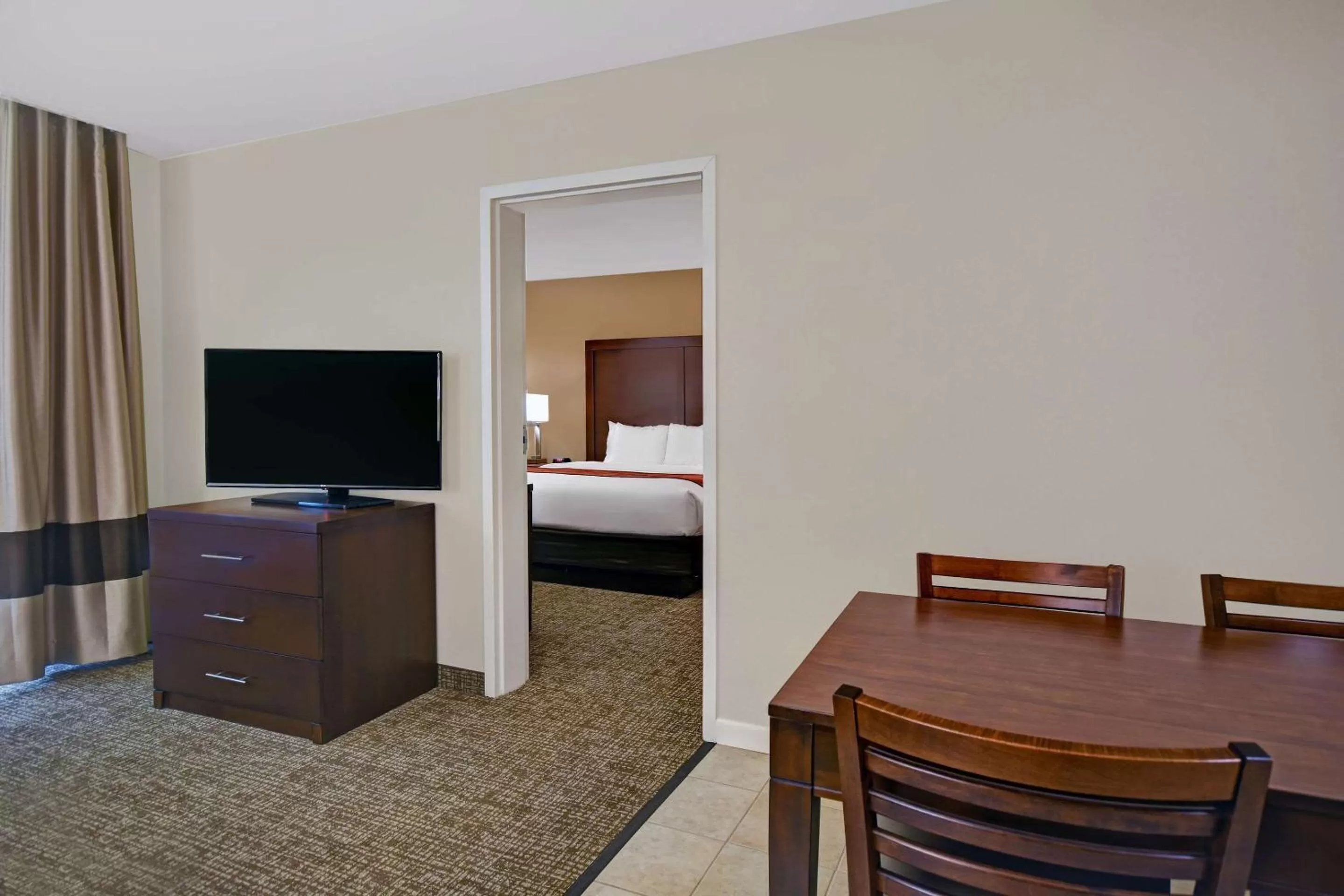 Bedroom, Bed in Comfort Inn & Suites Wilton