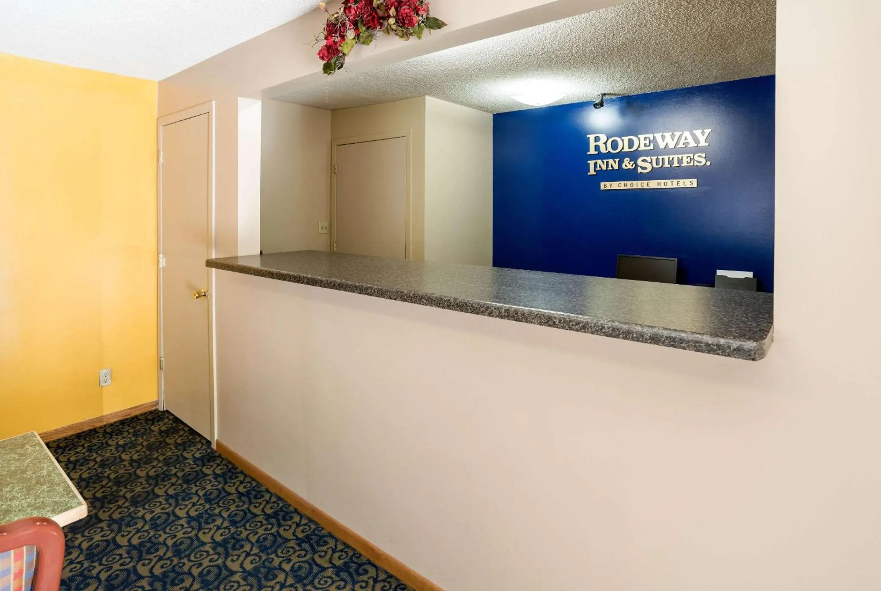 Lobby or reception in Rodeway Inn & Suites Lobby or reception in Rodeway Inn & Suites