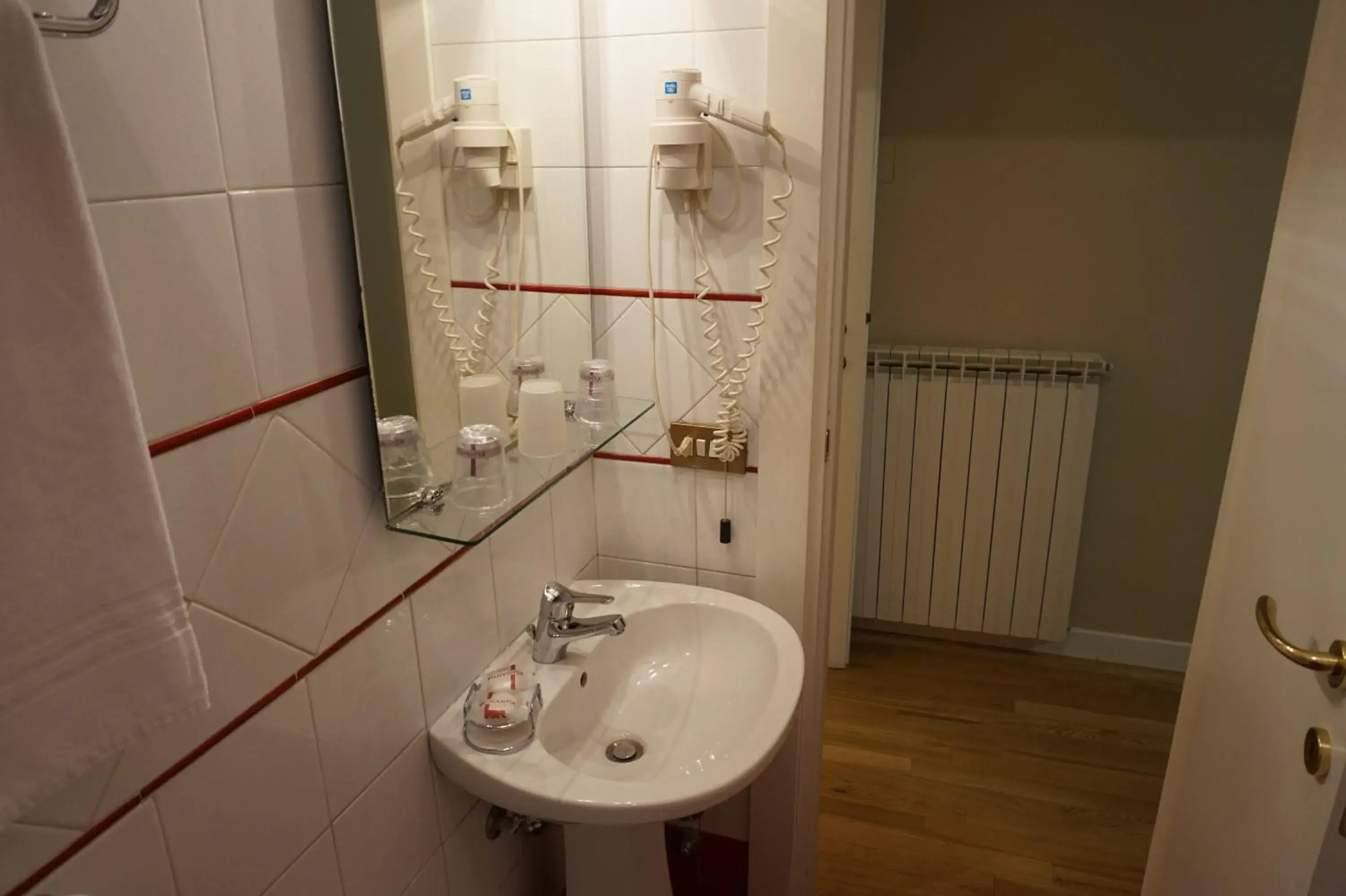 Bathroom in Hotel Fenicia