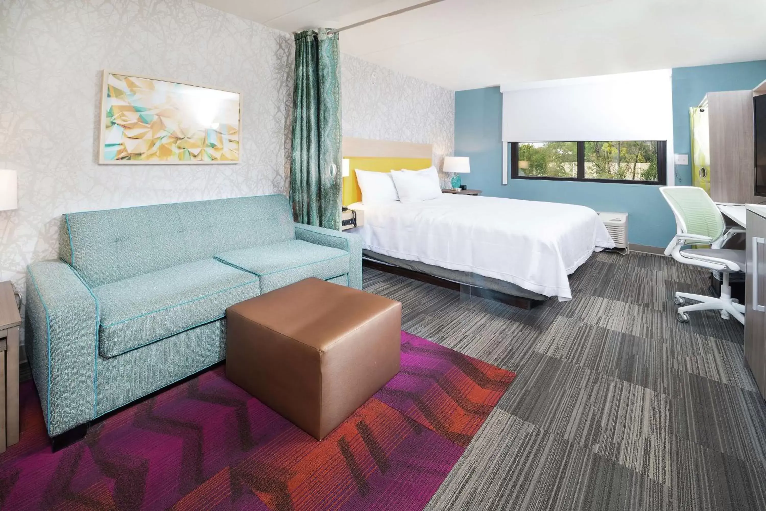 Living room, Bed in Home2 Suites By Hilton King Of Prussia Valley Forge Living room, Bed in Home2 Suites By Hilton King Of Prussia Valley Forge