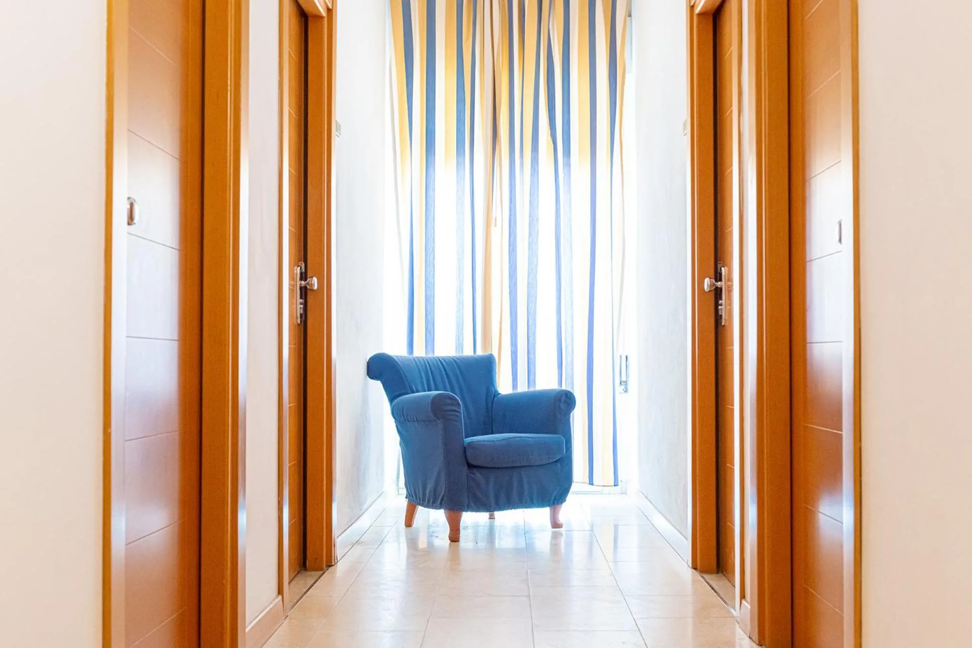 Decorative detail in Hotel City