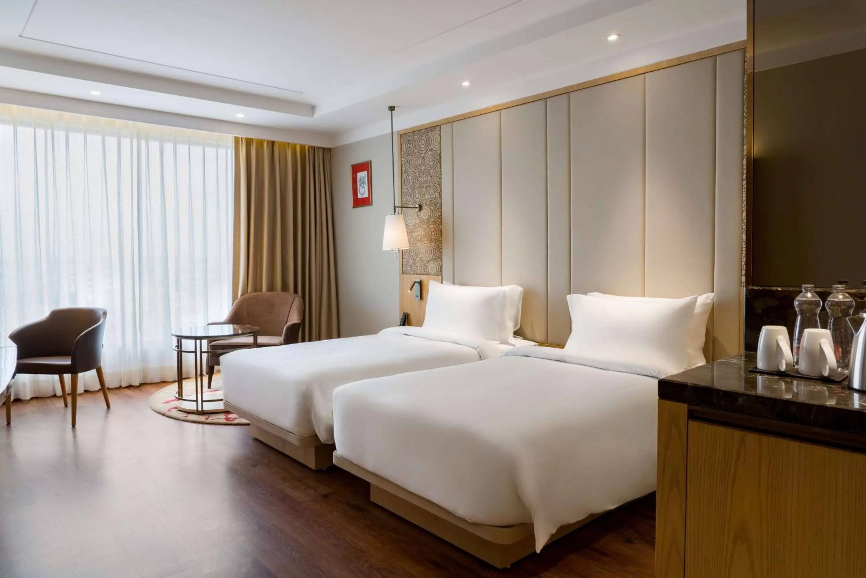 Photo of the whole room, Bed in Radisson Bhopal