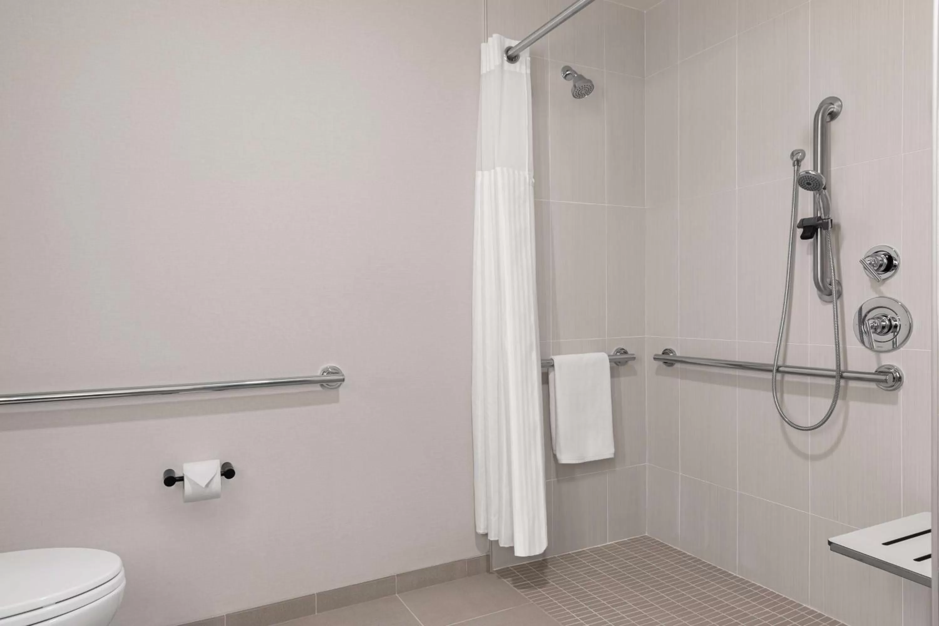 Bathroom in Tapestry By Hilton The Fort Sutter Hotel Sacramento, Ca