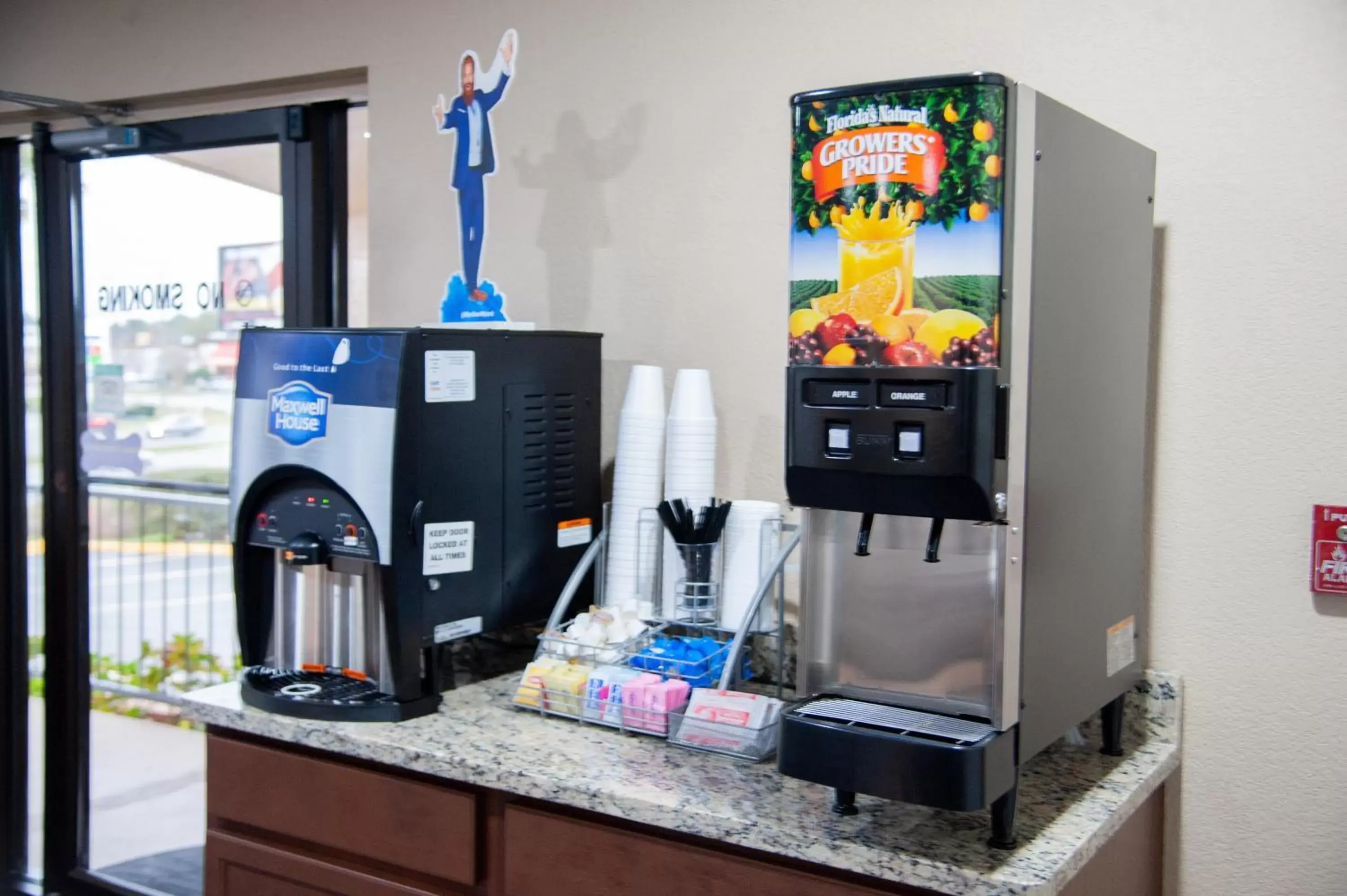 Continental breakfast in Super 8 by Wyndham Crestview