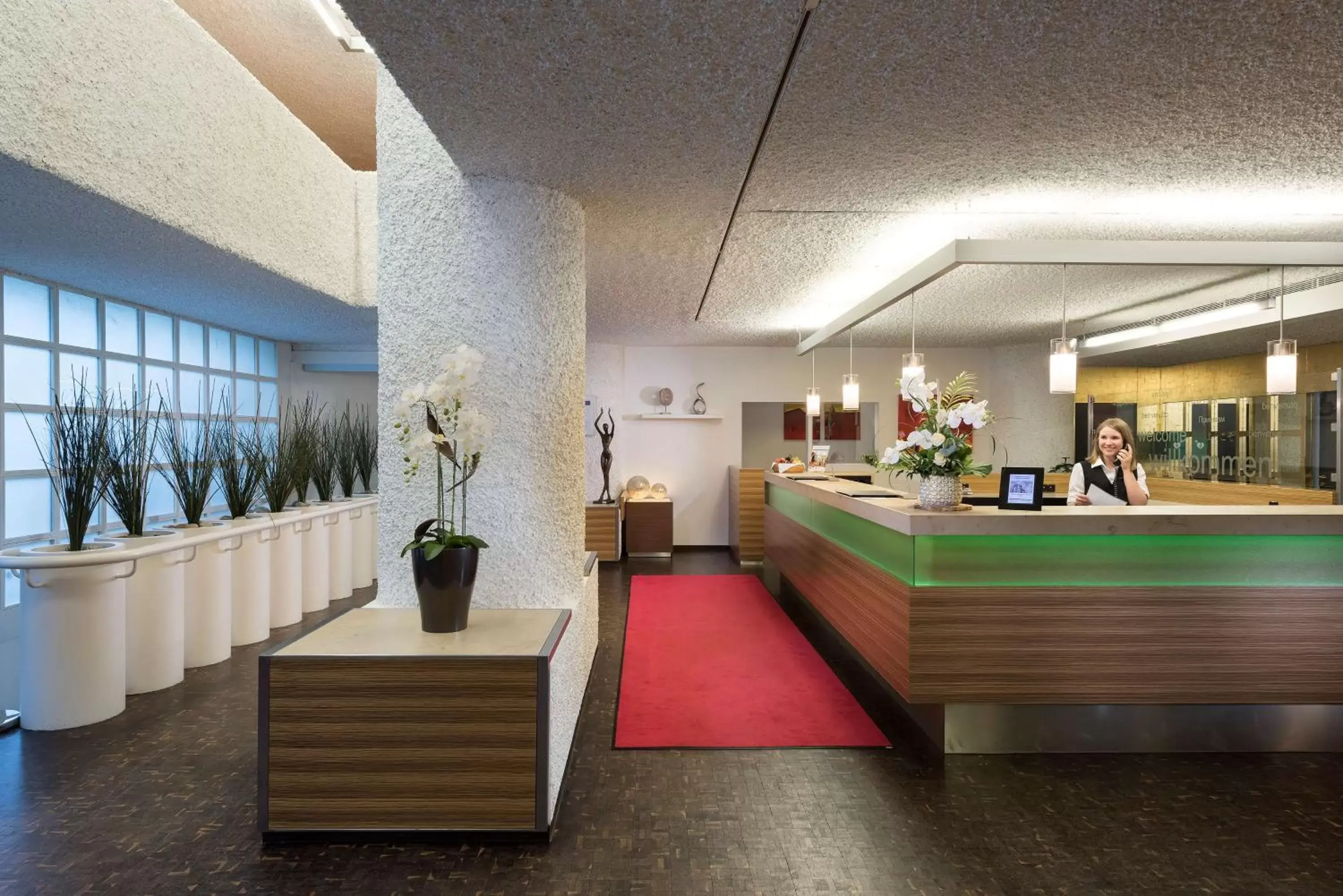 Lobby or reception in Best Western Premier Parkhotel Bad Mergentheim