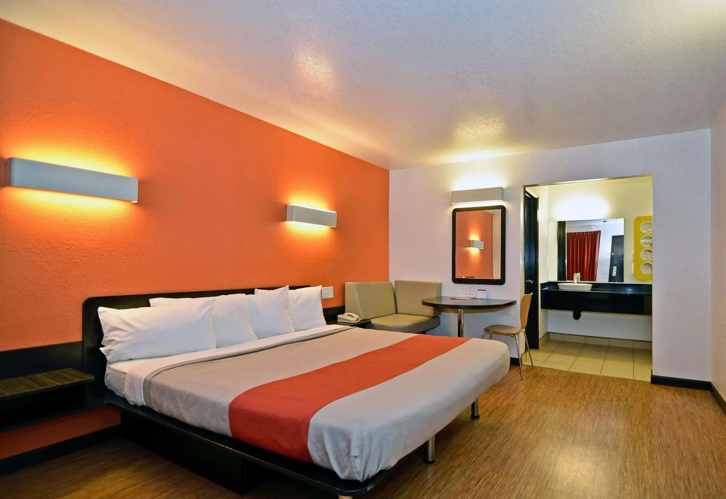Bedroom in Motel 6-Fairfield, CA - Napa Valley