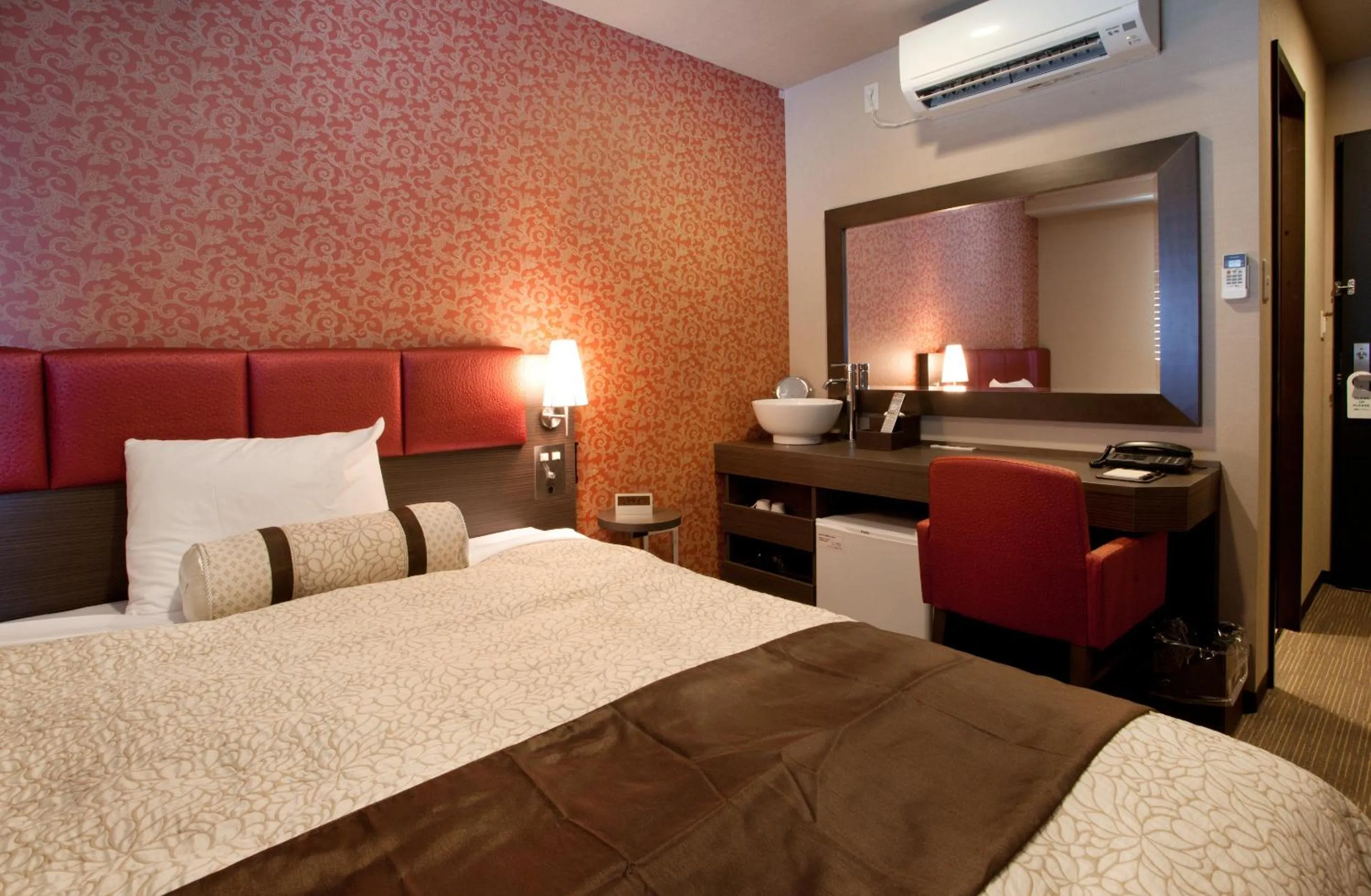 Photo of the whole room in Kuretake Inn Premium Shizuoka Ekimae