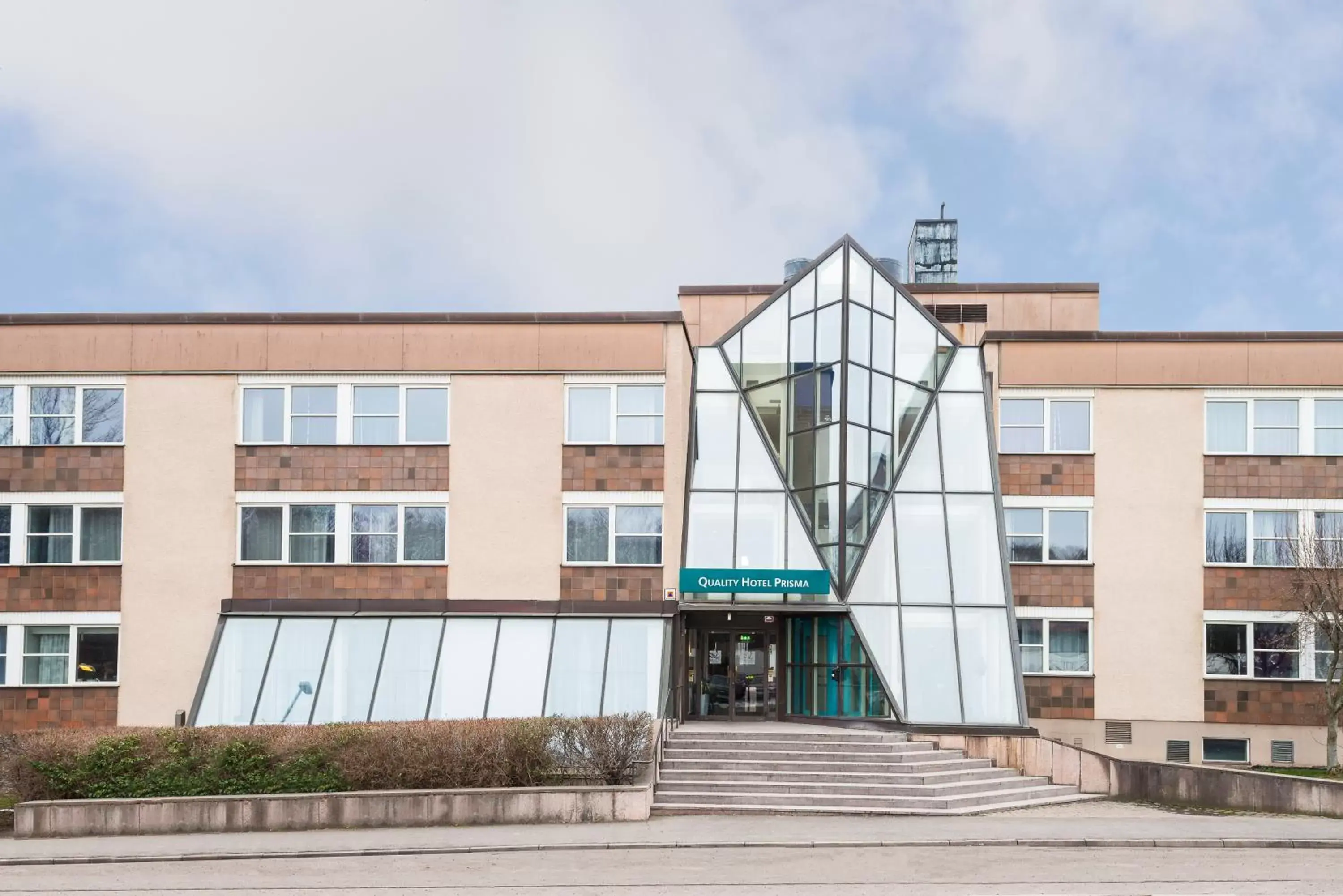 Facade/entrance in Quality Hotel Prisma Facade/entrance in Quality Hotel Prisma