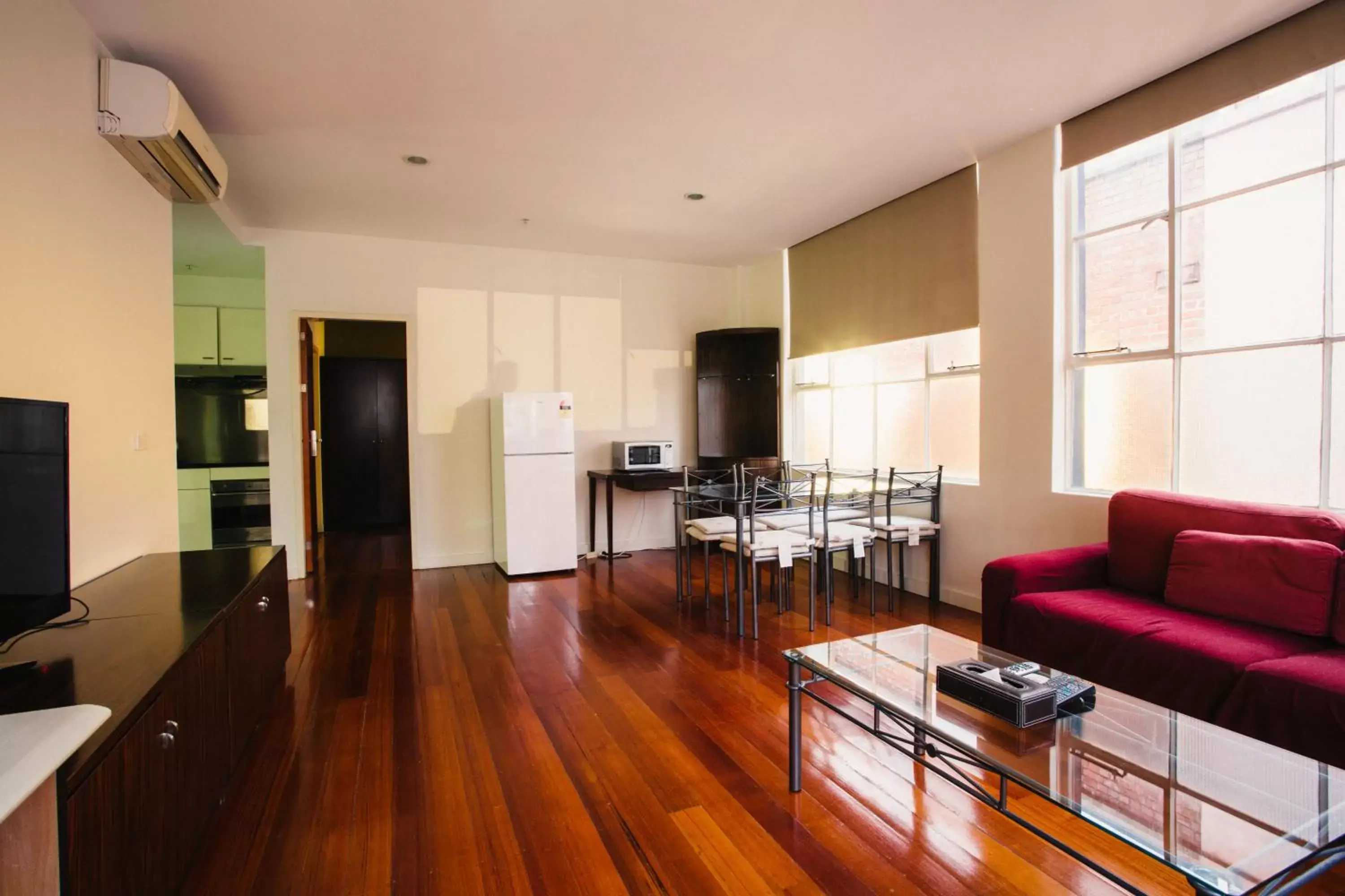 Living room, Seating Area in YTI Garden Hotel