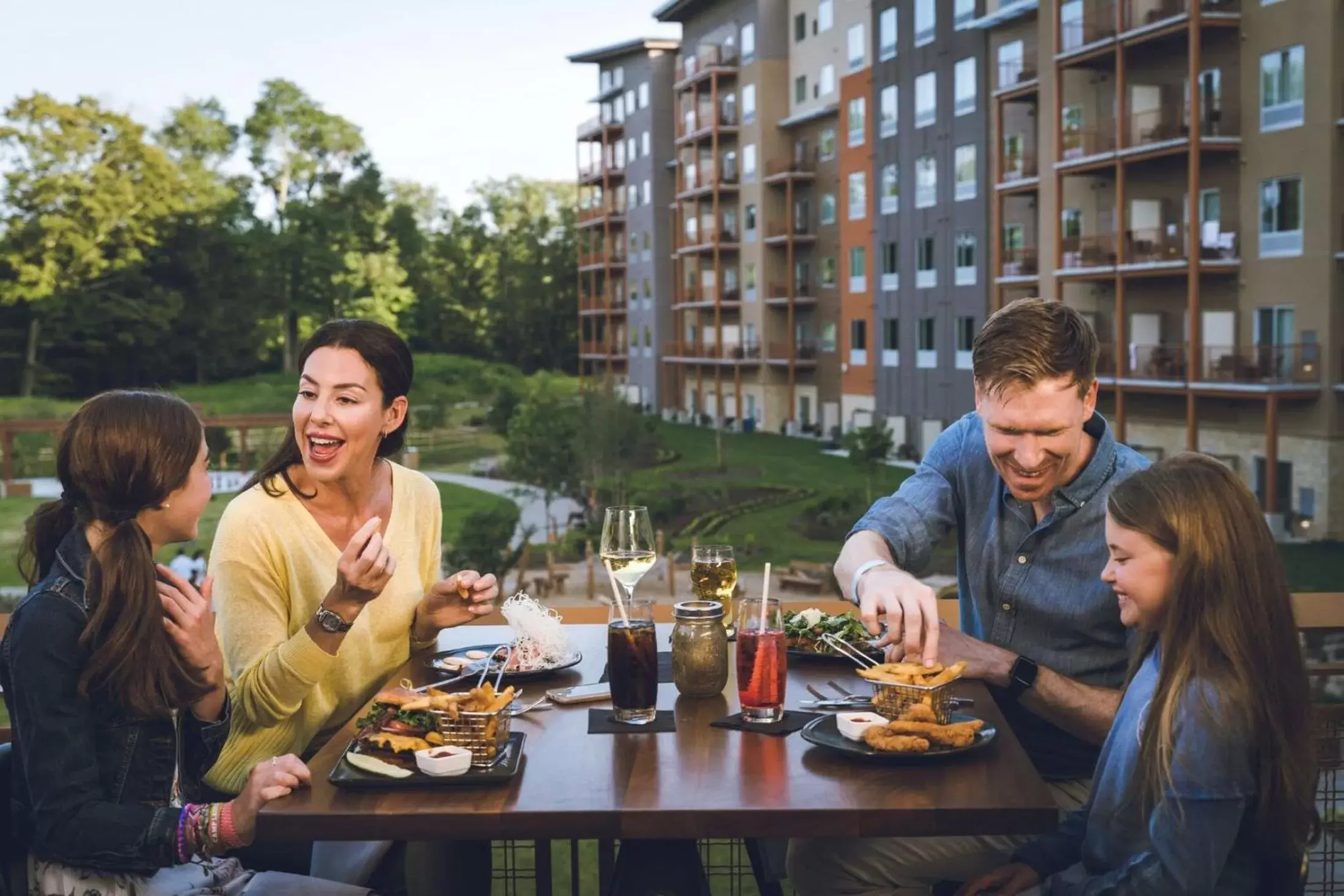 Food and drinks in The Kartrite Resort and Indoor Waterpark Food and drinks in The Kartrite Resort and Indoor Waterpark