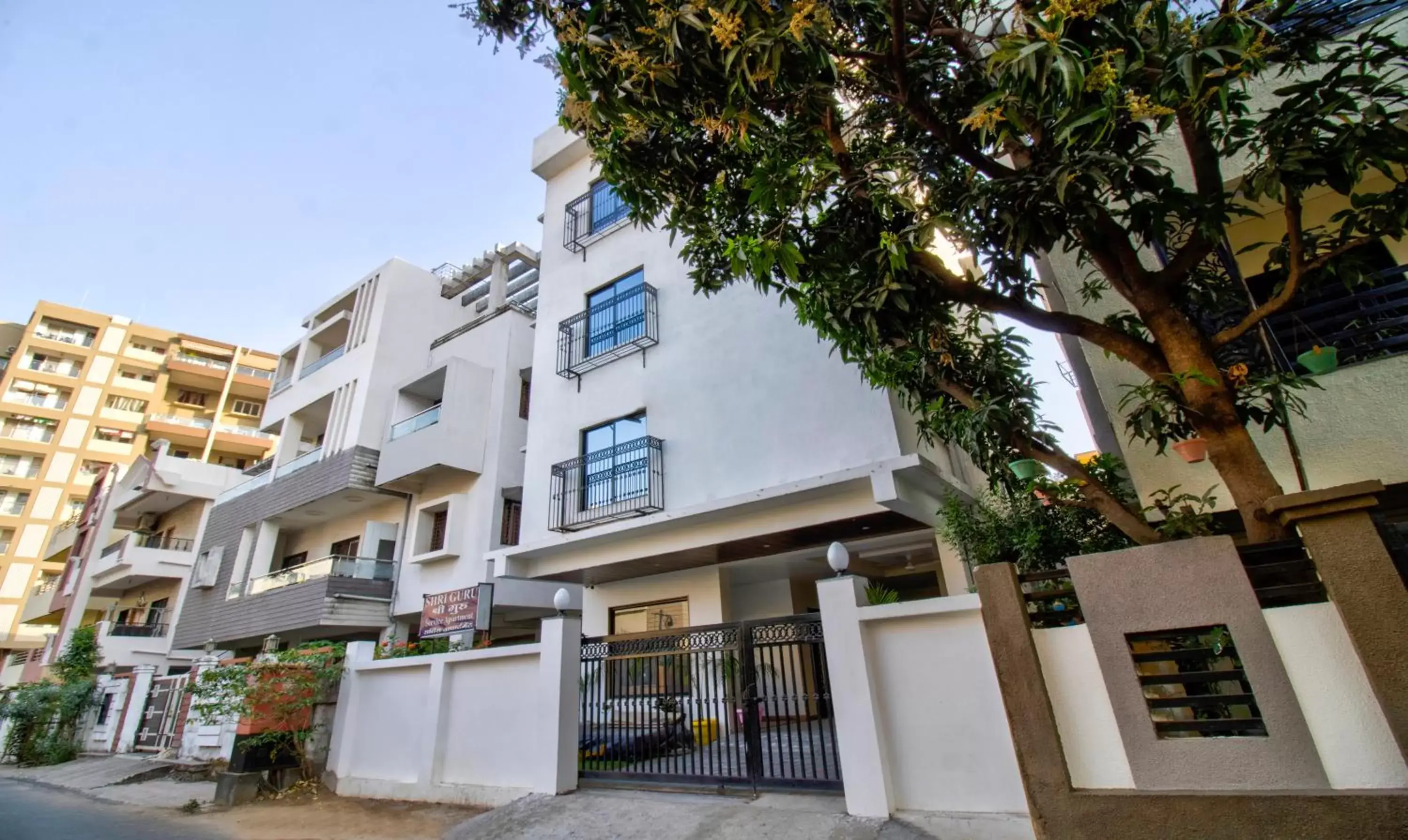 Property building in Itsy Hotels Shri Guru Service Apartment Property building in Itsy Hotels Shri Guru Service Apartment