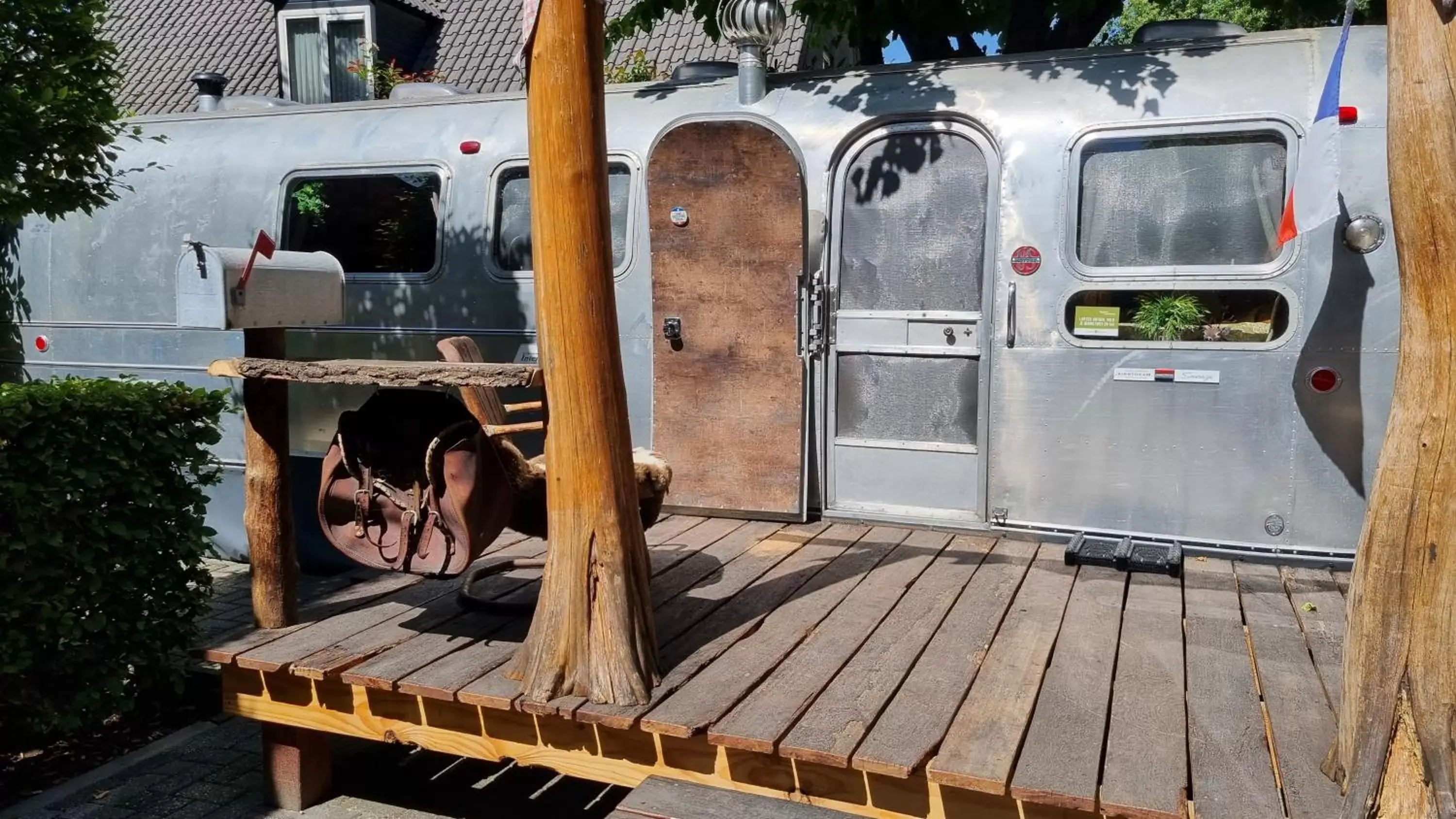 Balcony/Terrace, BBQ Facilities in AirstreamNB