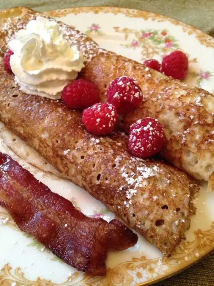 American breakfast, Food in The Foxglove Inn