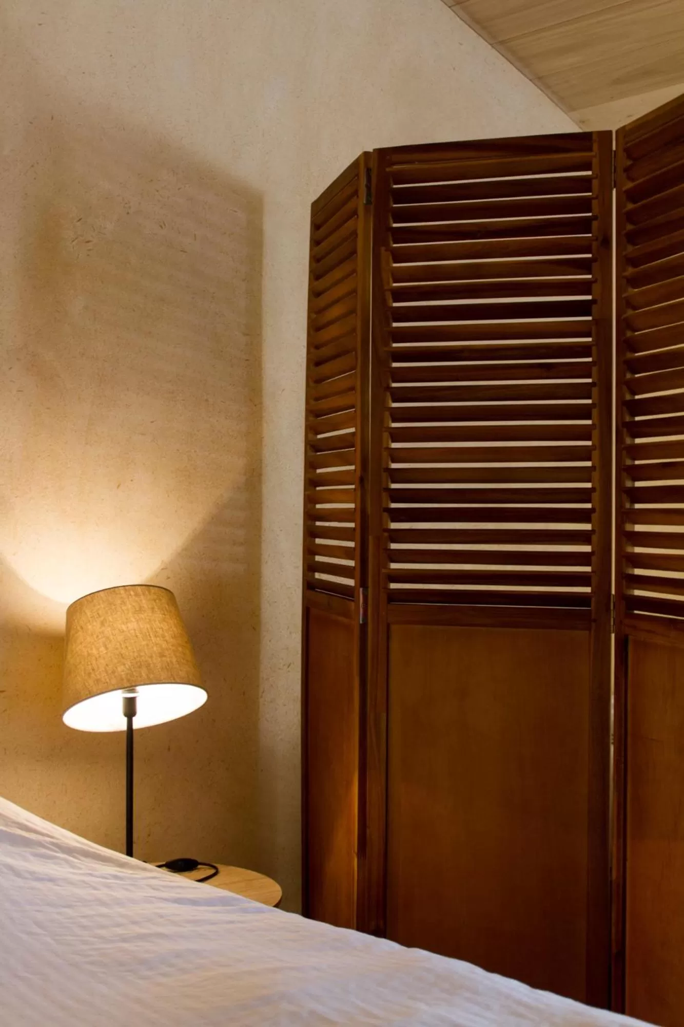 Decorative detail, Bed in Le Puy Carmin - Chambre d'hôtes avec jacuzzi