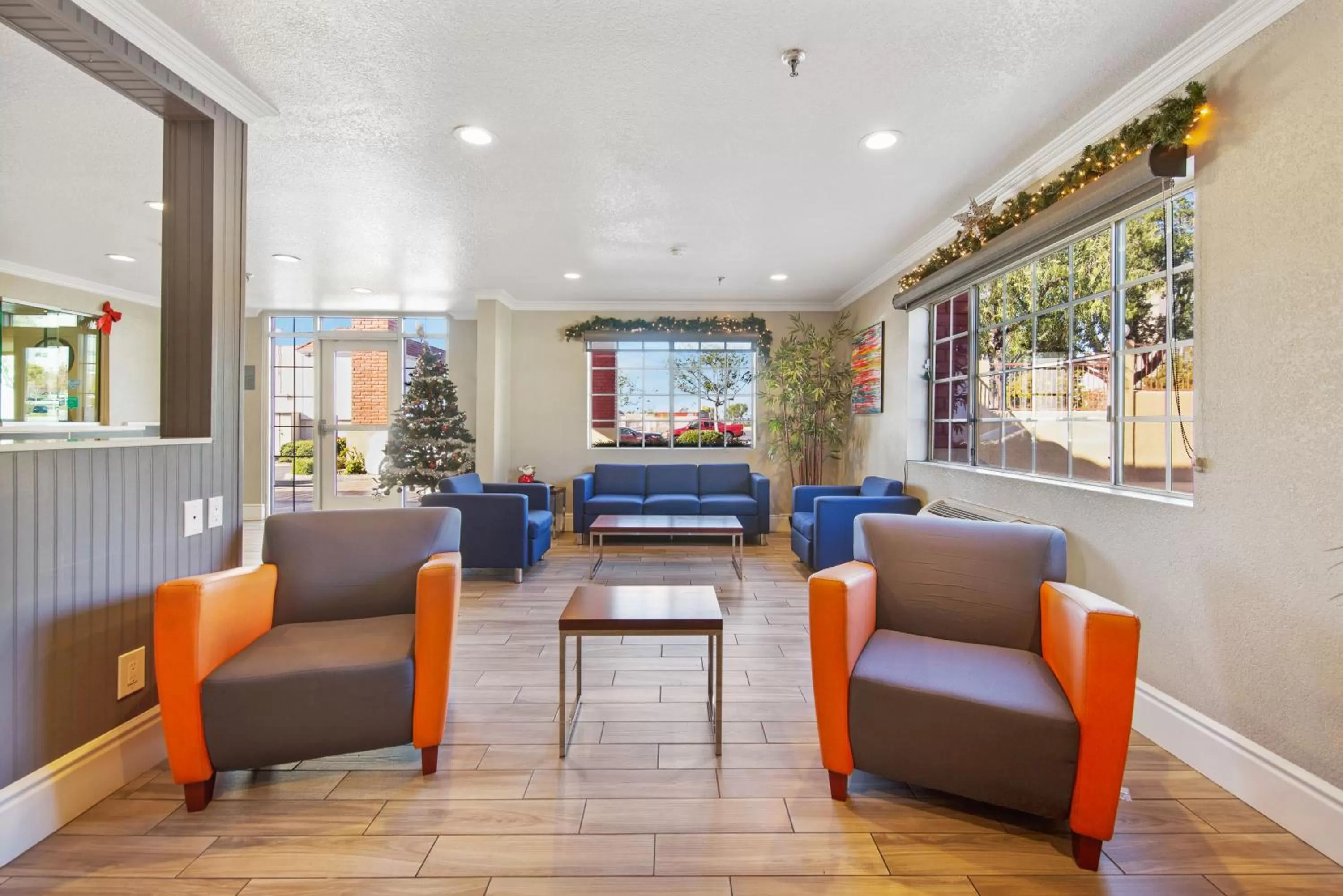 Lobby or reception, Lobby/Reception in SureStay Hotel by Best Western Fontana