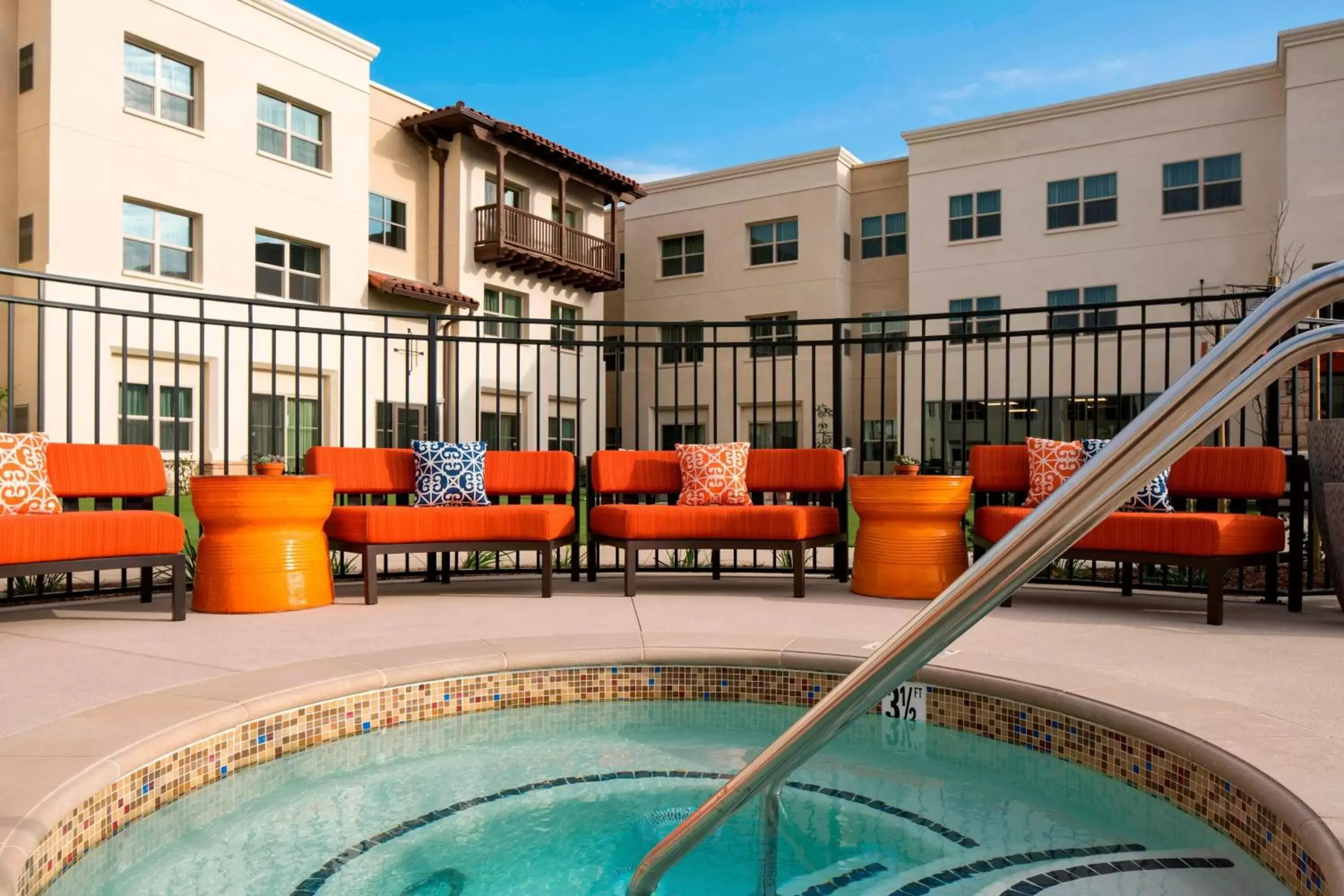 Swimming Pool in Residence Inn by Marriott Santa Barbara Goleta