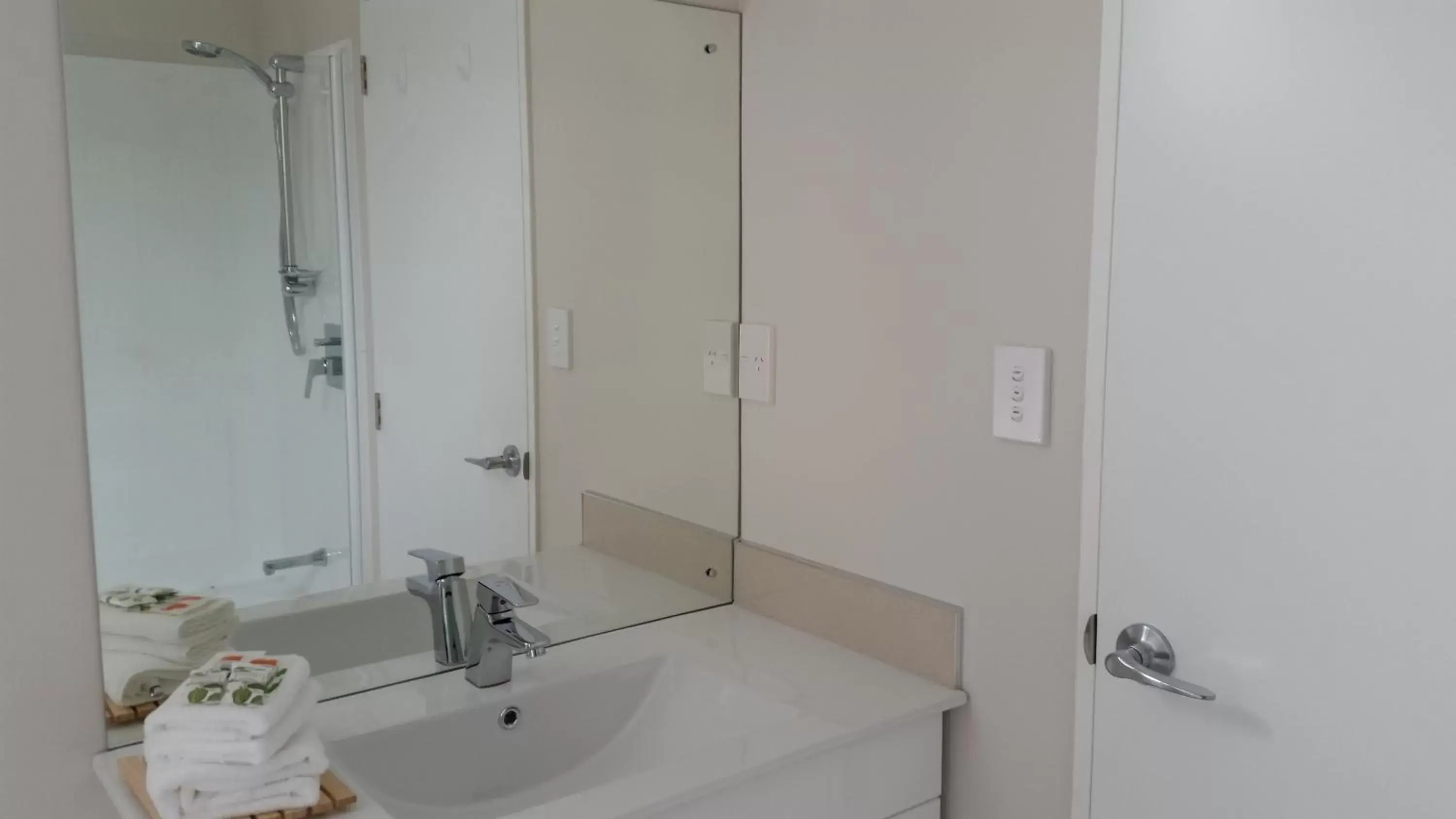 Bathroom in 319 Addington Motel