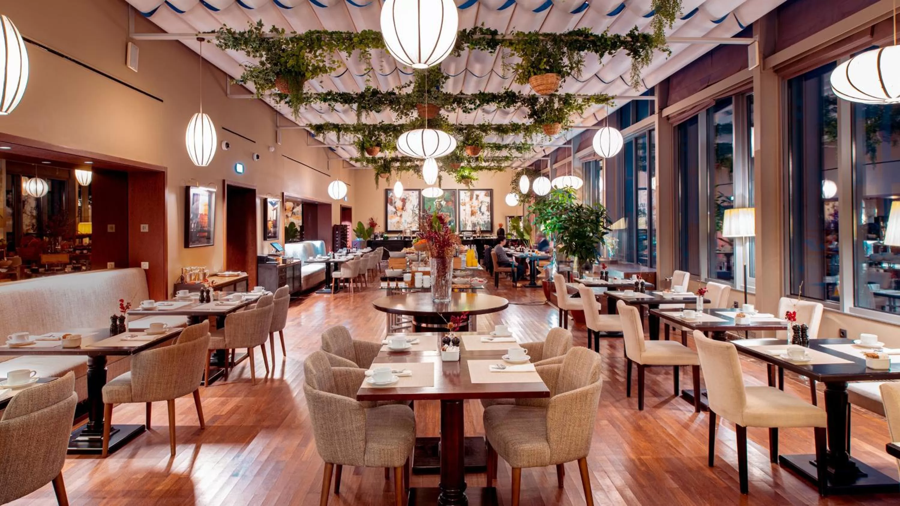 Restaurant/places to eat in InterContinental Porto - Palacio das Cardosas by IHG